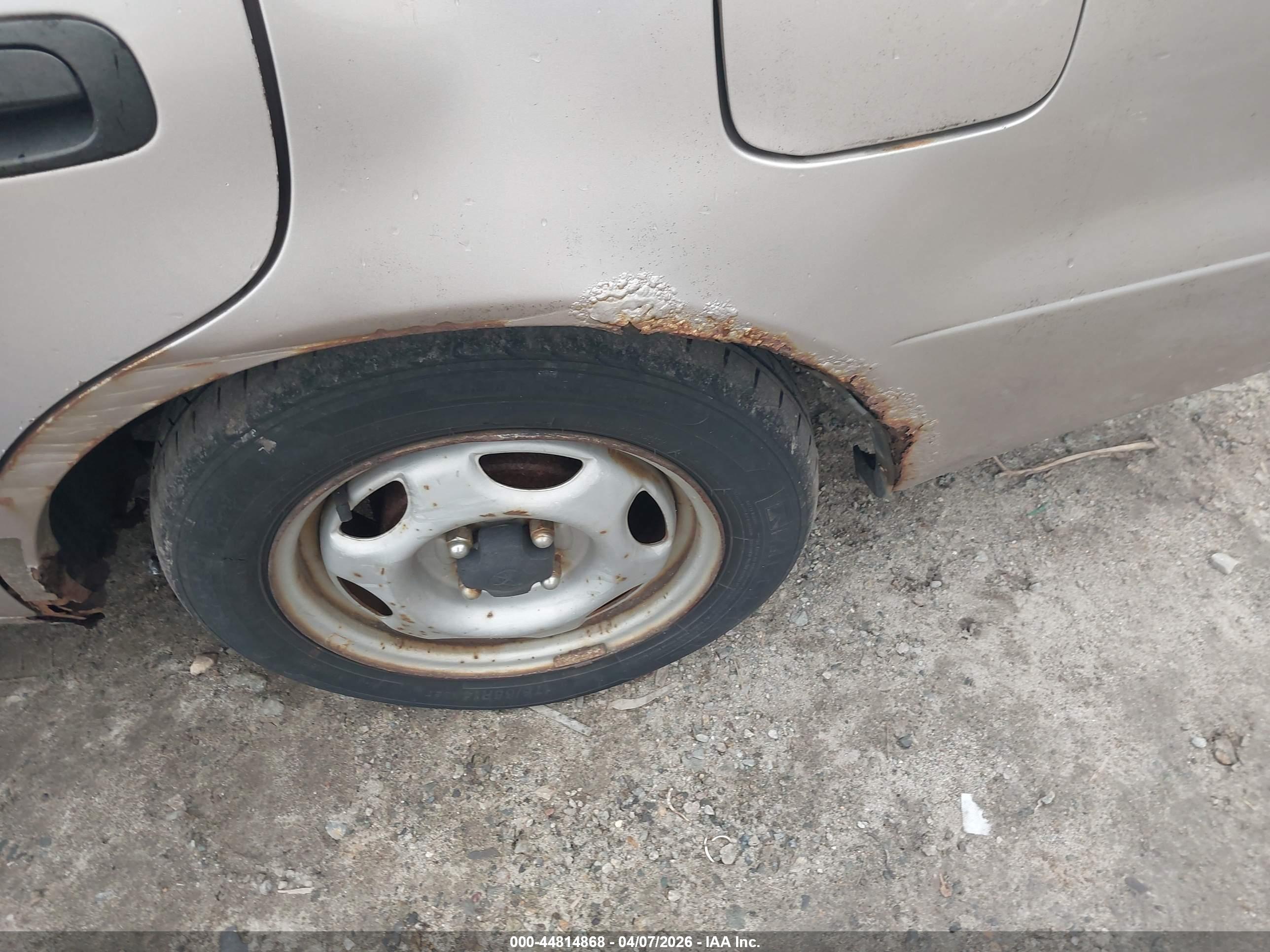 TOYOTA COROLLA image 6