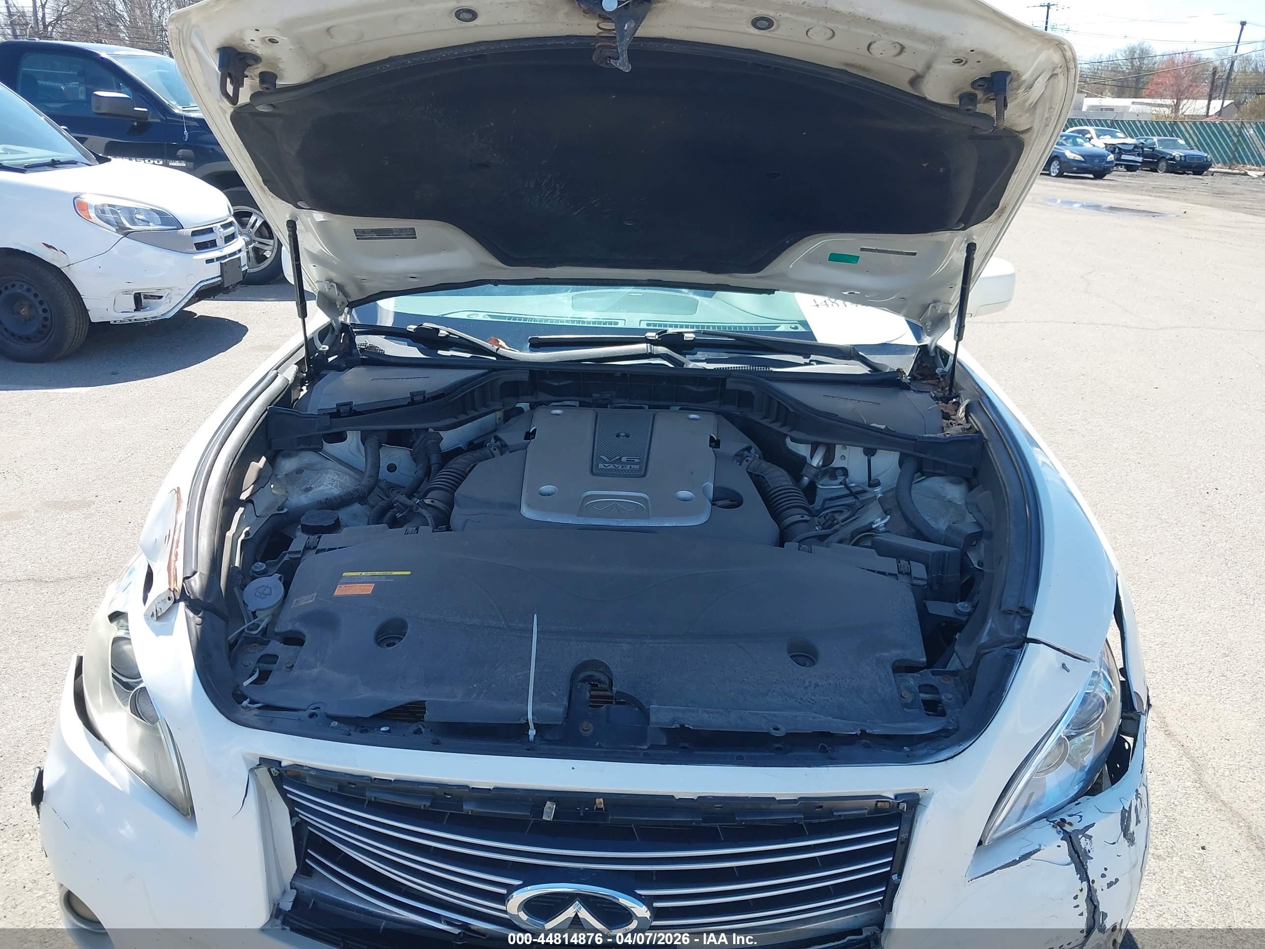INFINITI M37X image 10