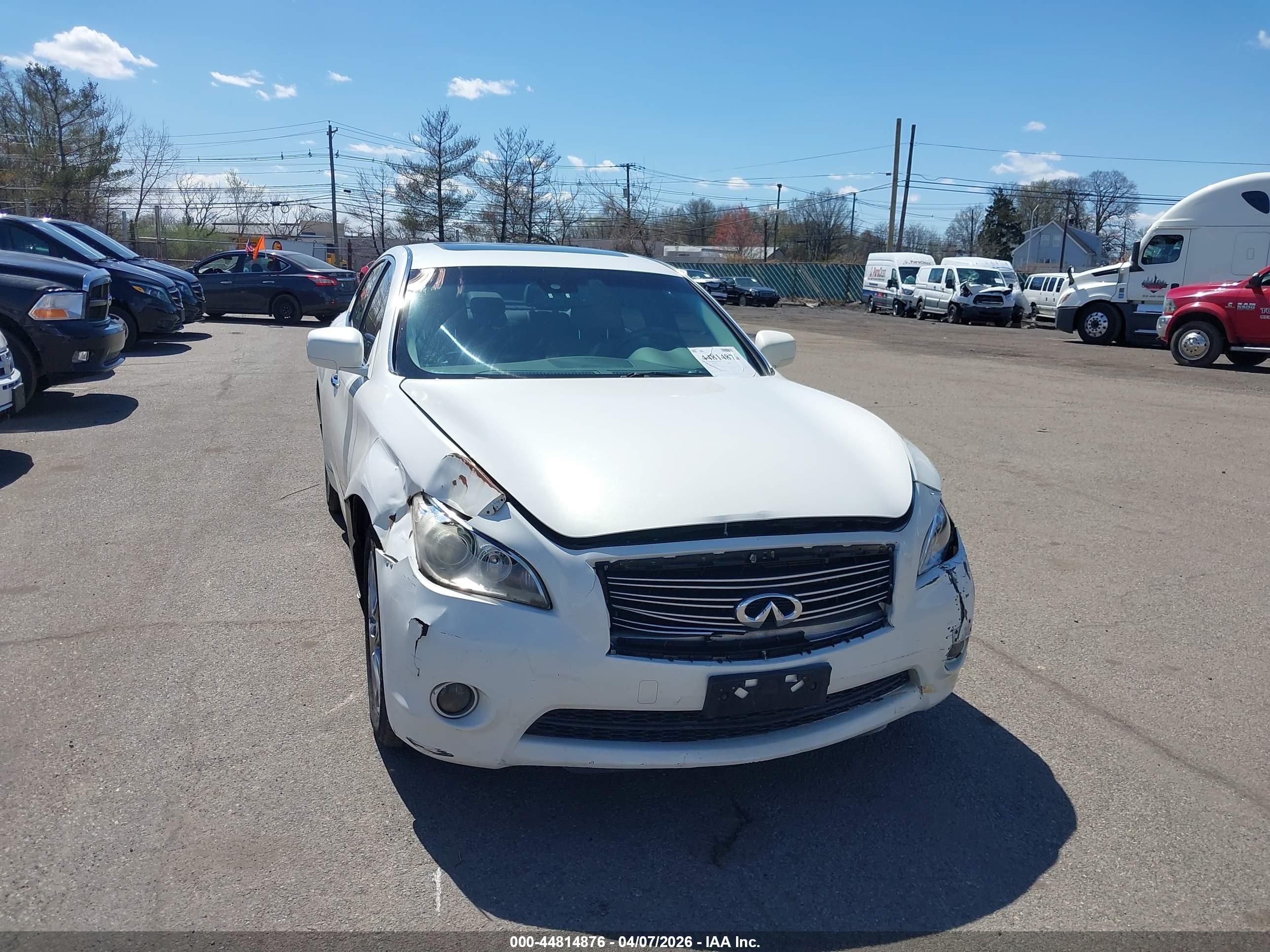 INFINITI M37X image 6