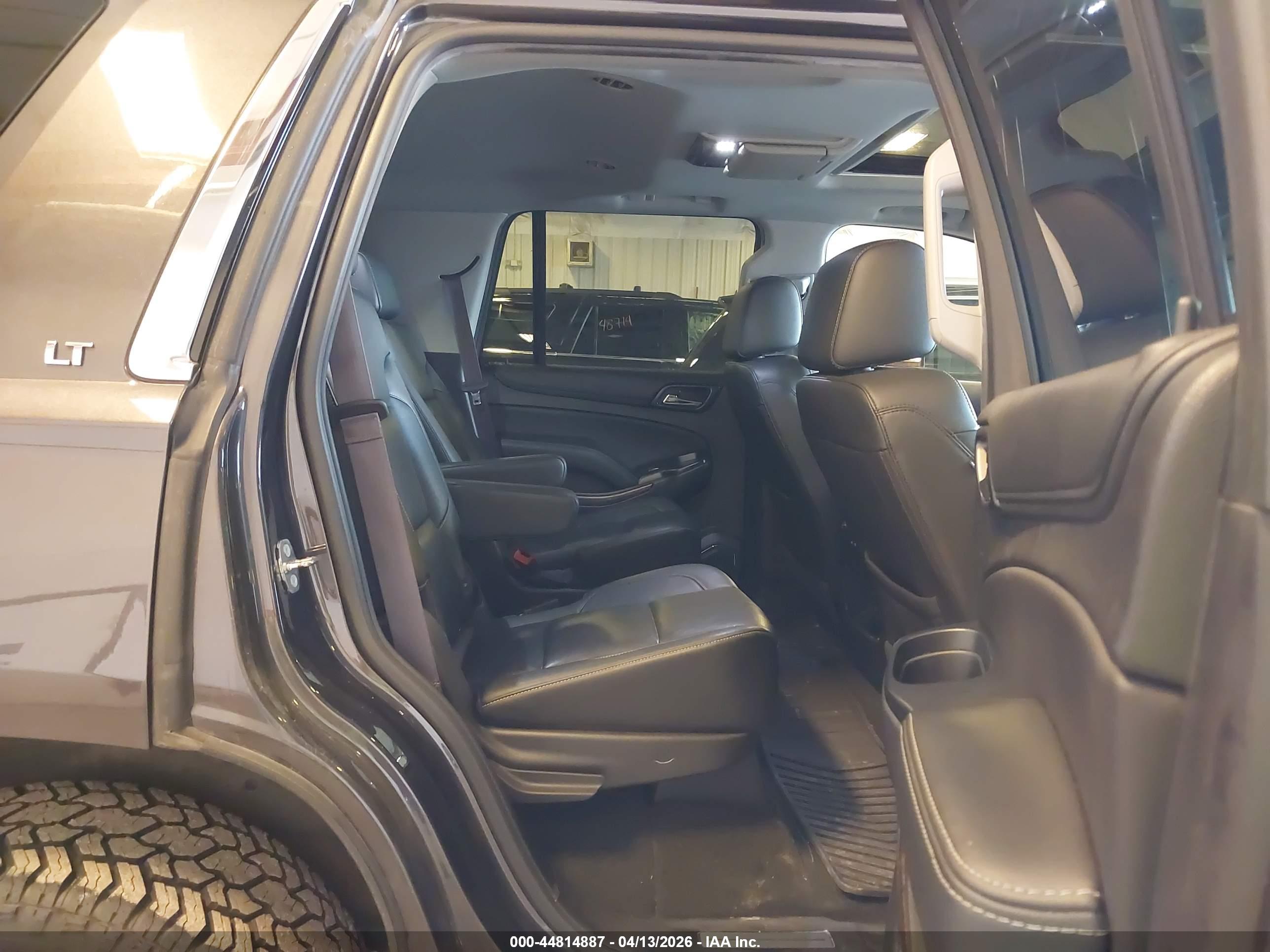 CHEVROLET TAHOE image 8