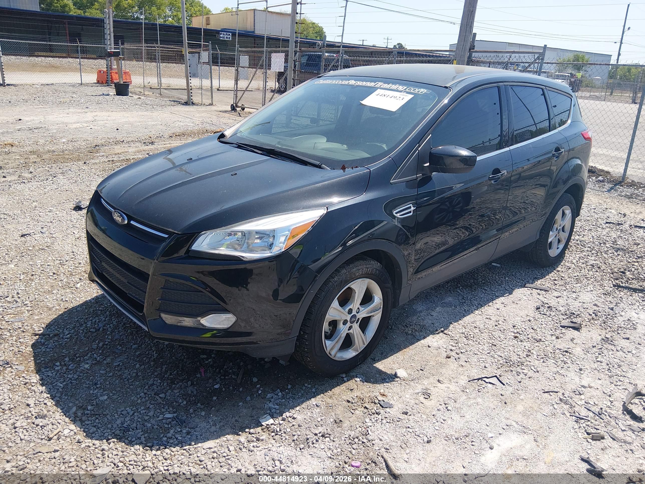 FORD ESCAPE image 2