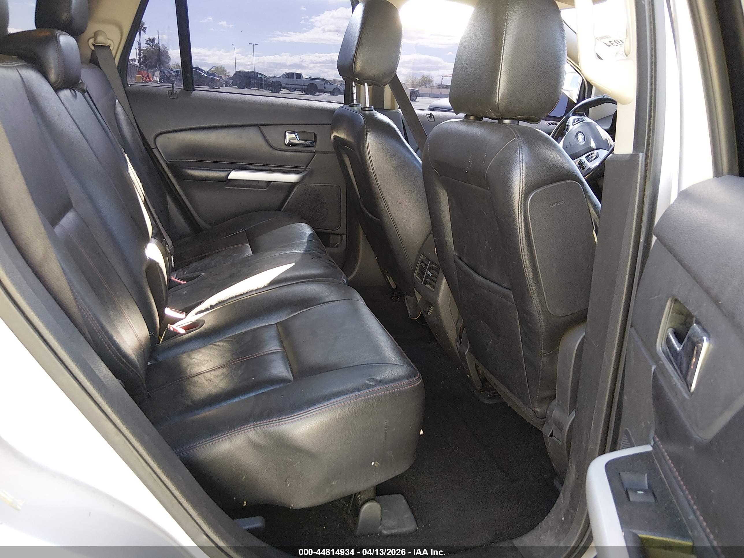 FORD EDGE image 8