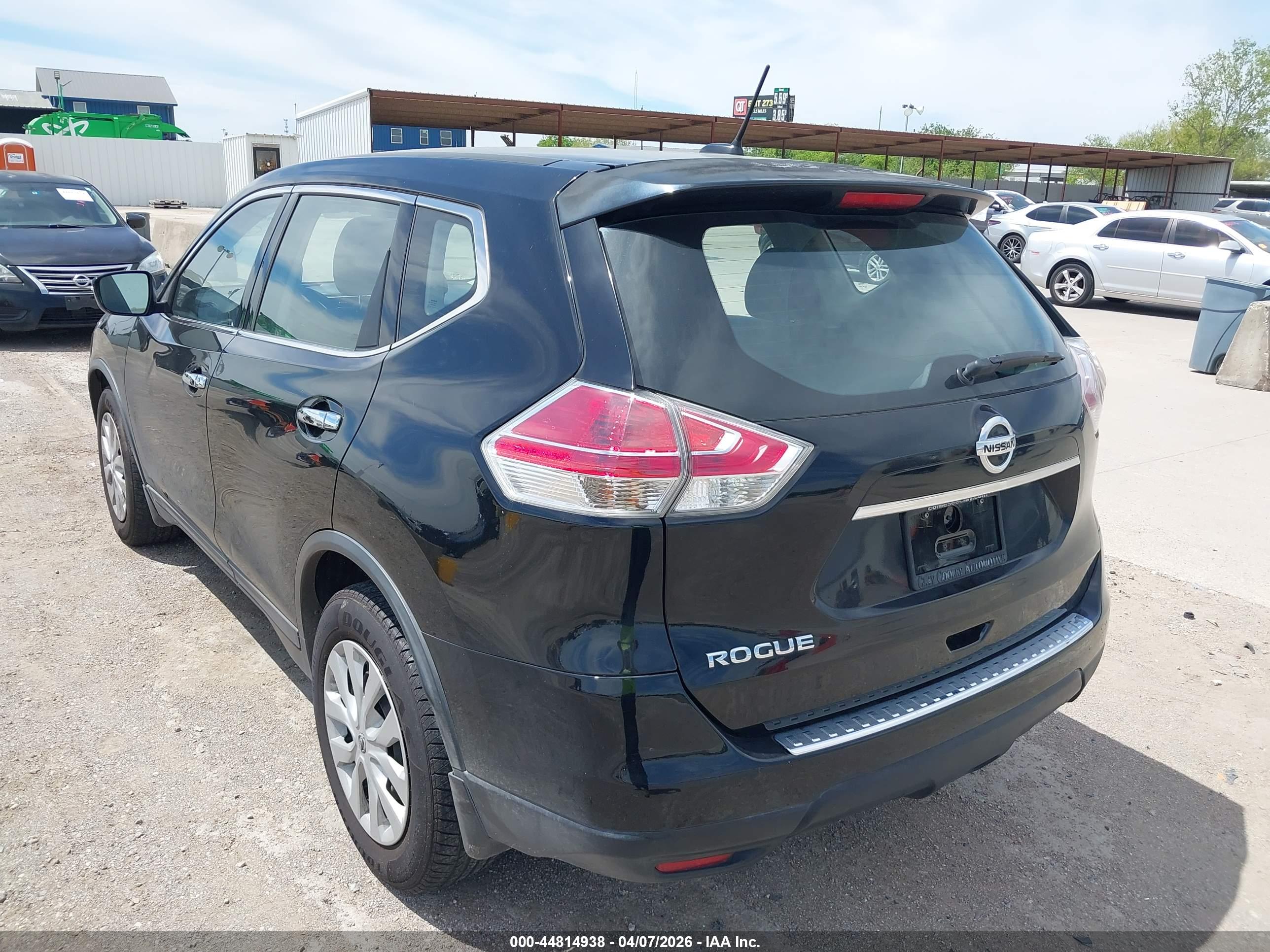 NISSAN ROGUE image 3