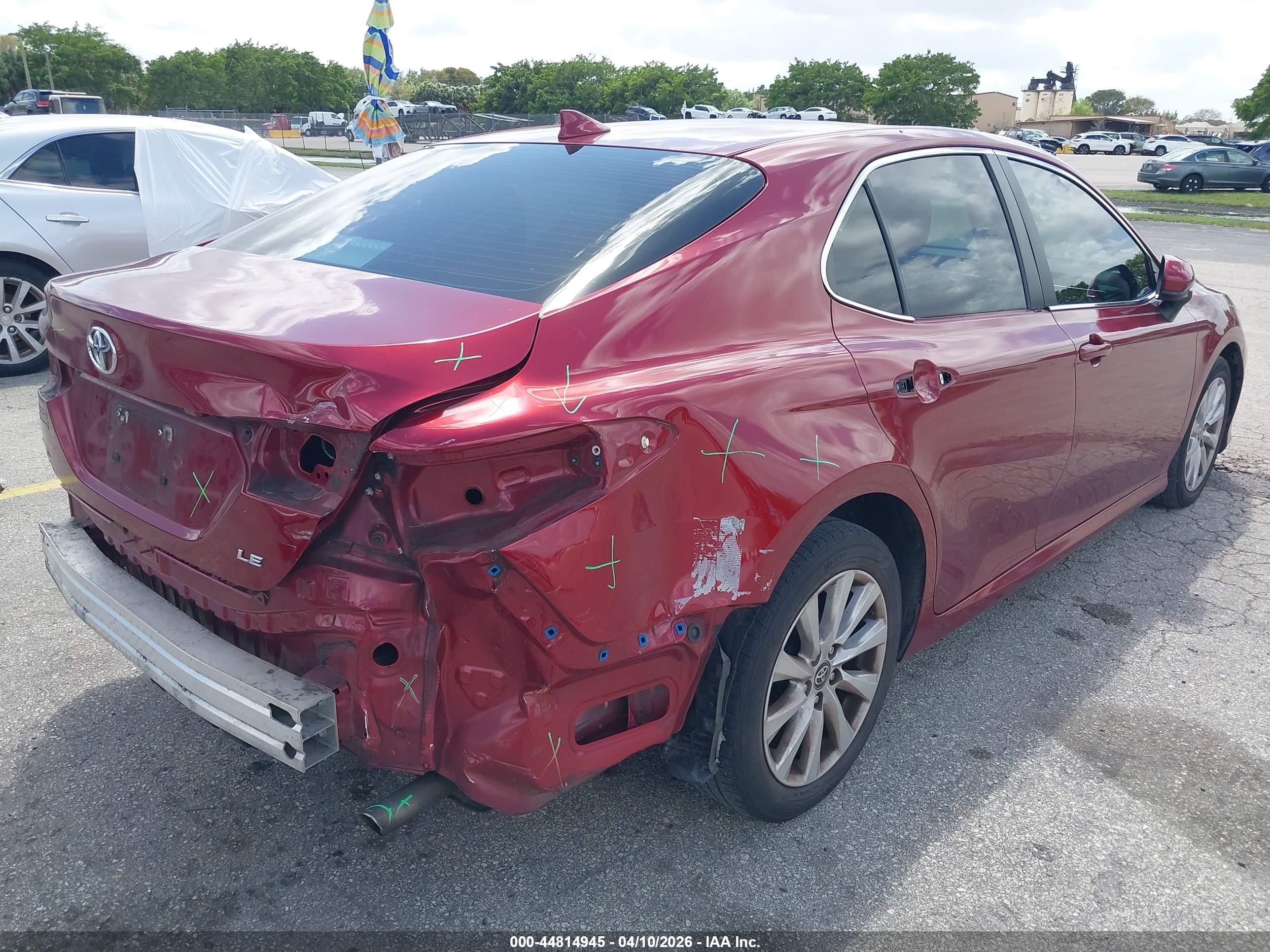 TOYOTA CAMRY image 6