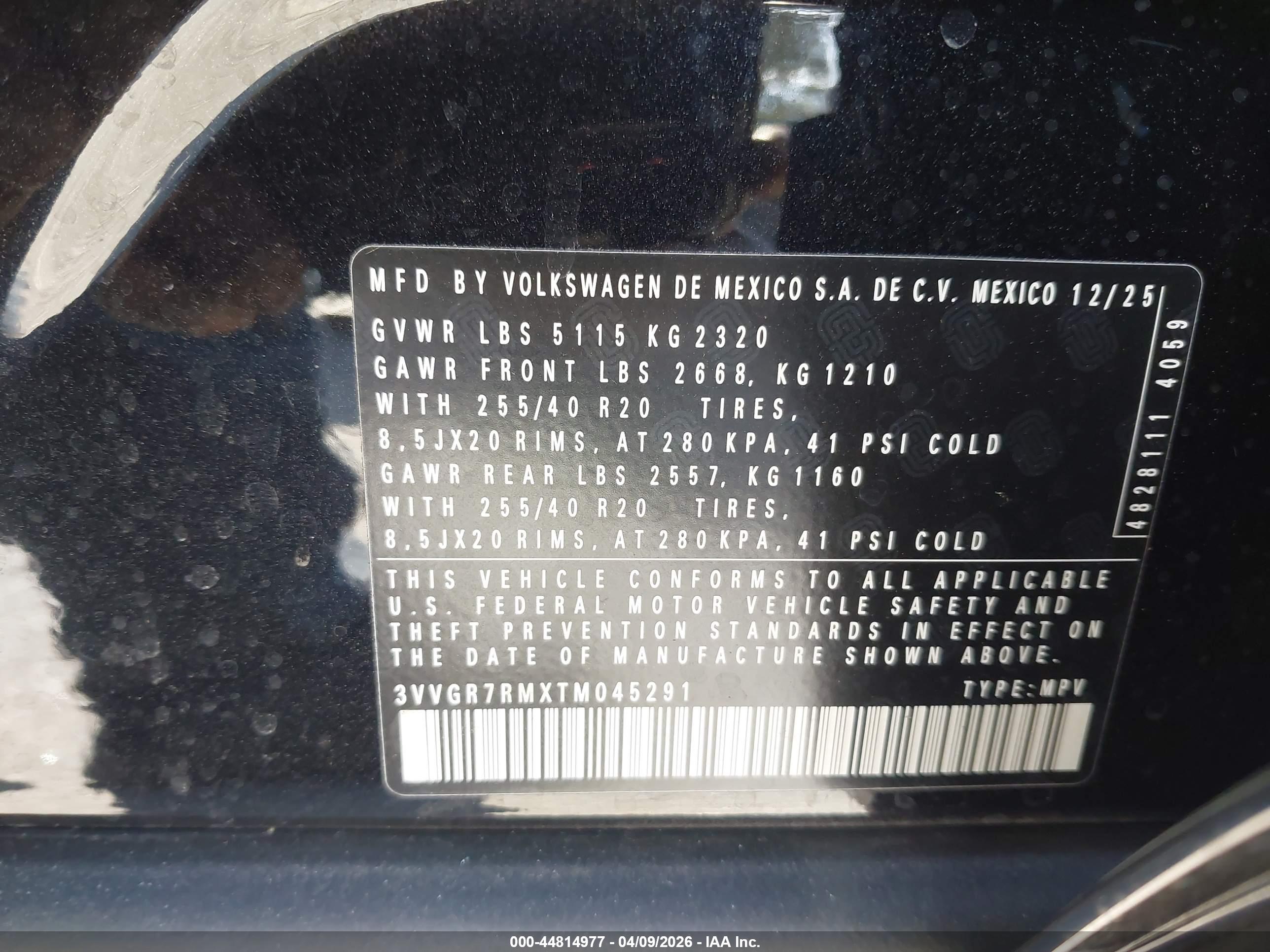 VOLKSWAGEN TIGUAN image 9