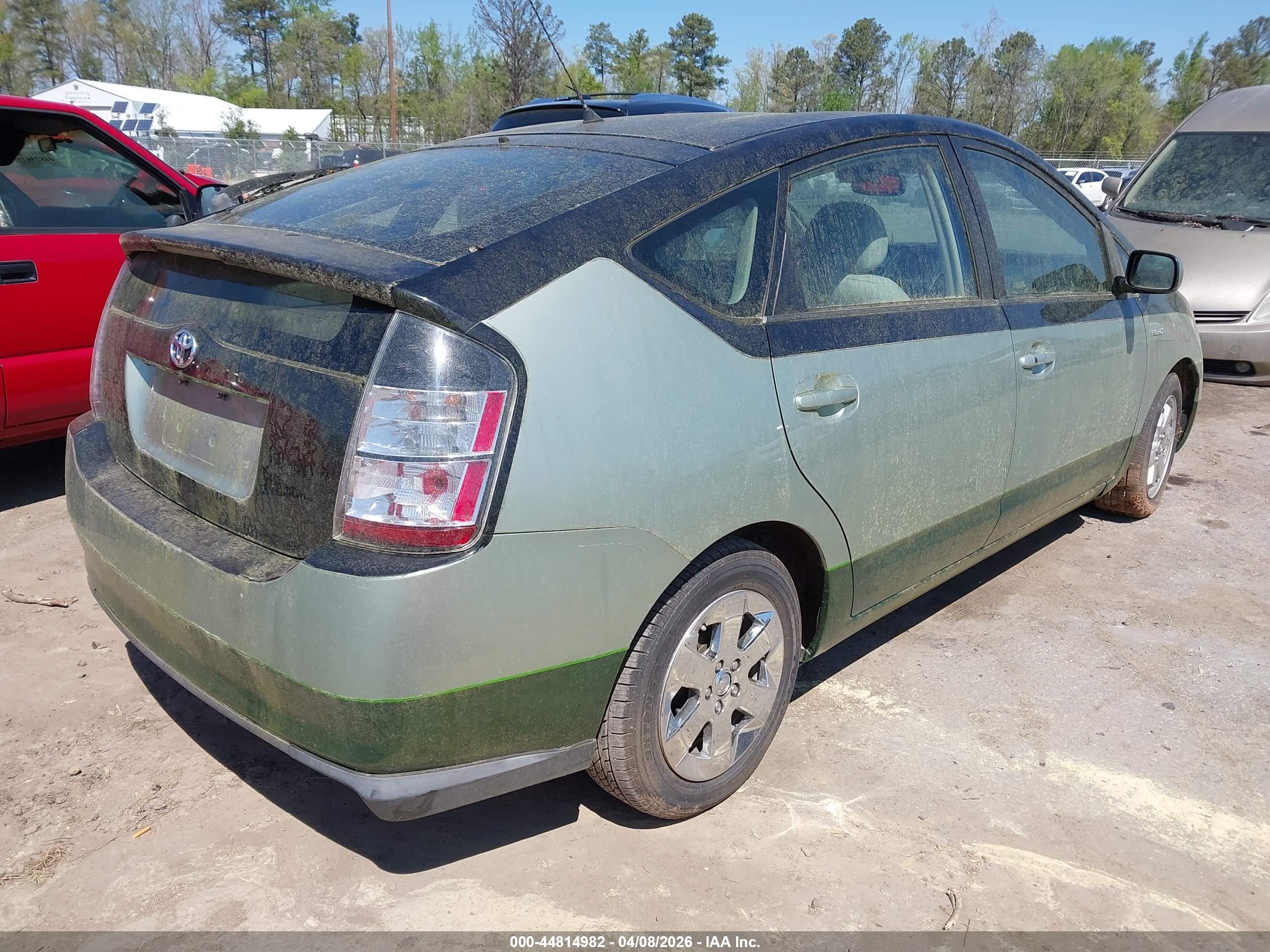 TOYOTA PRIUS image 4