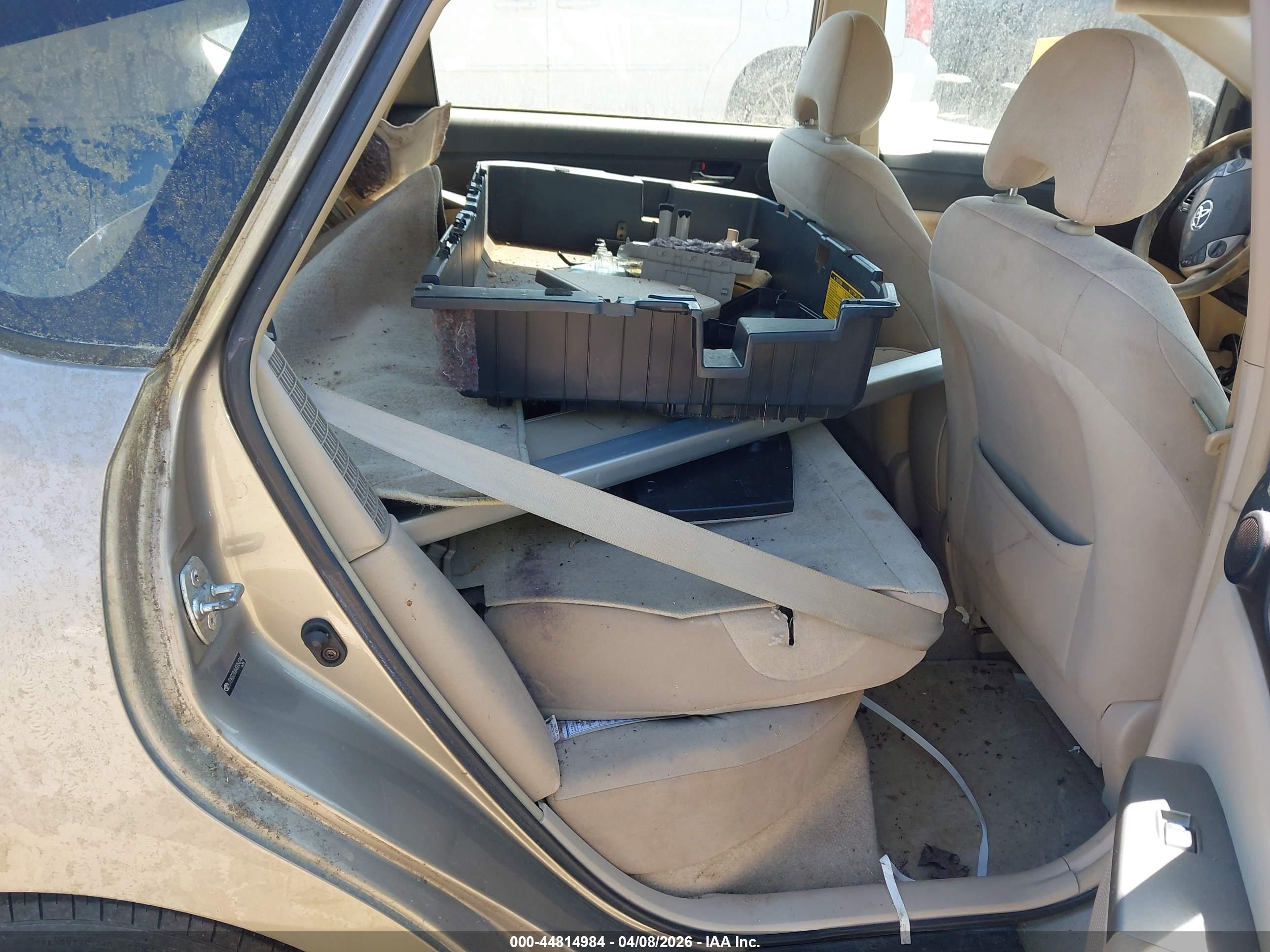 TOYOTA PRIUS image 8
