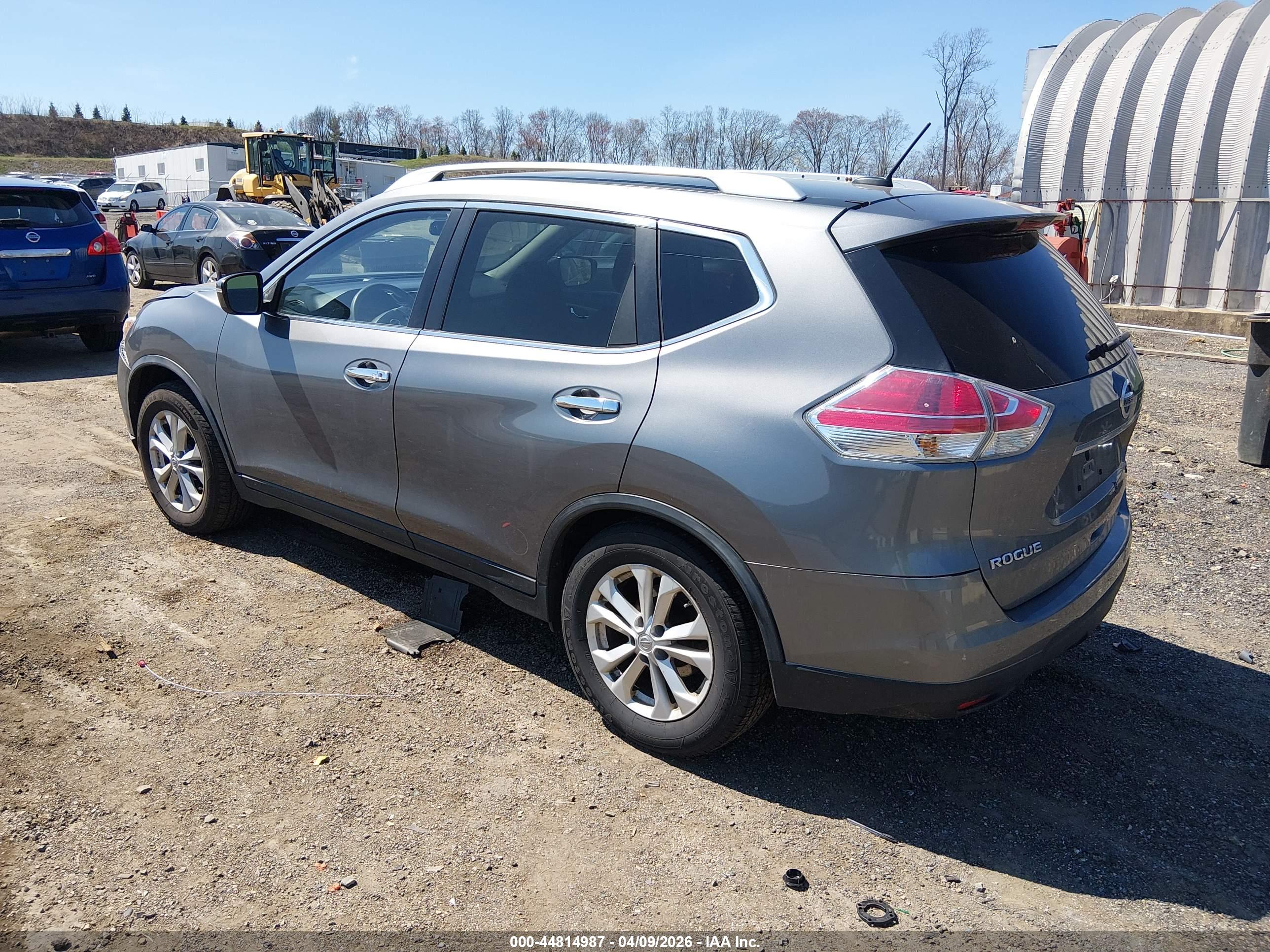 NISSAN ROGUE image 3