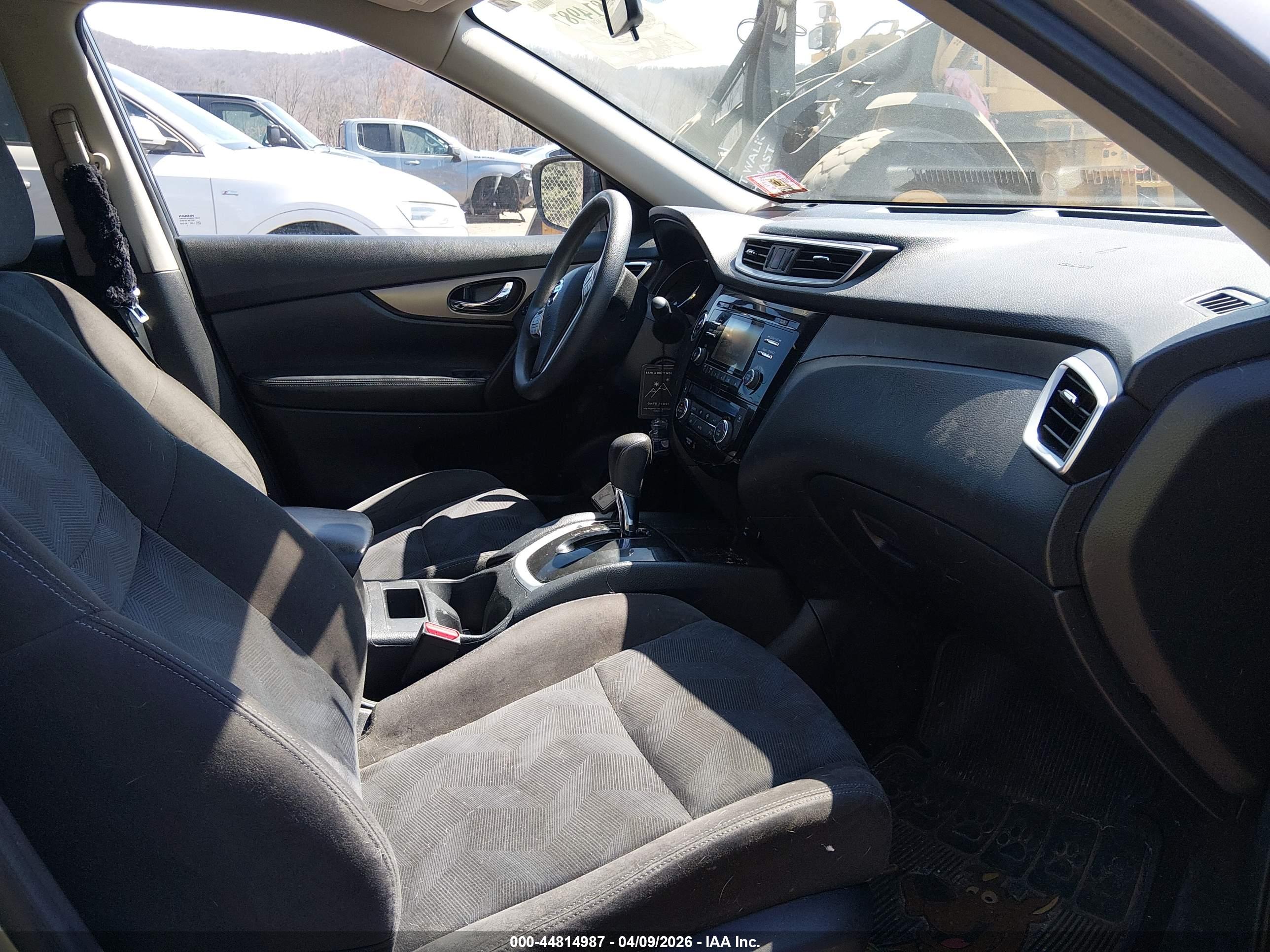 NISSAN ROGUE image 5