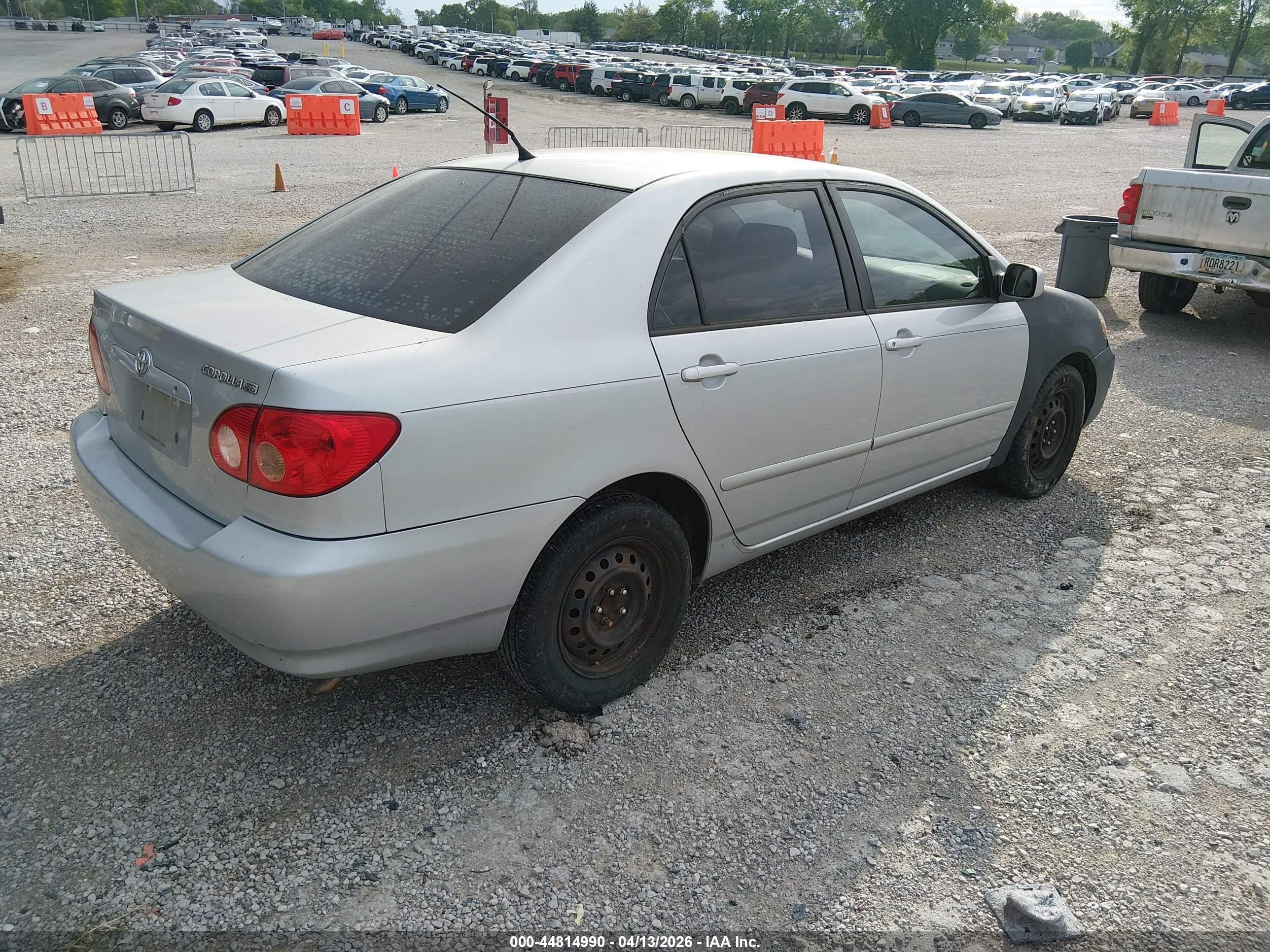 TOYOTA COROLLA image 4