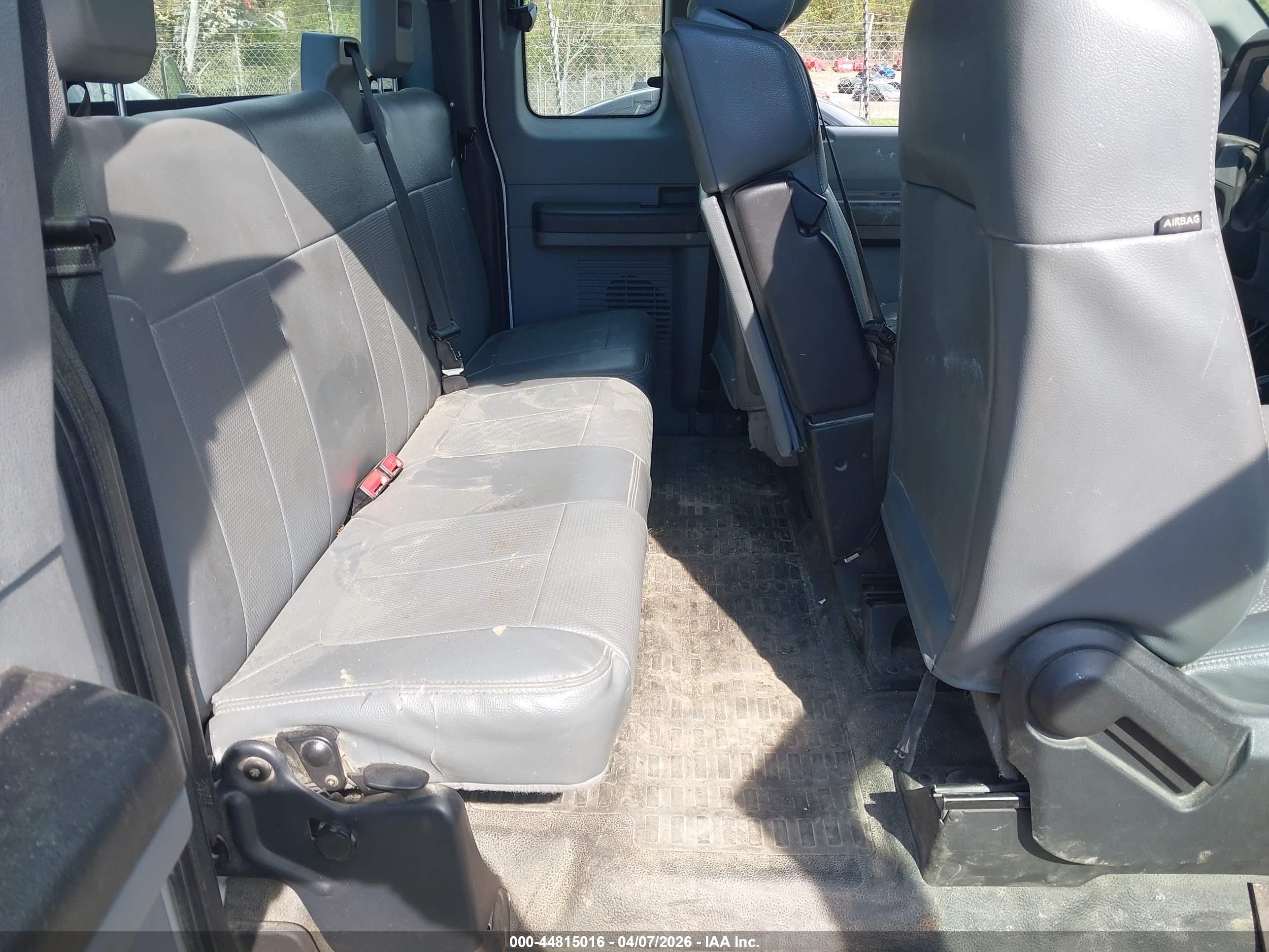 FORD F-250 image 8