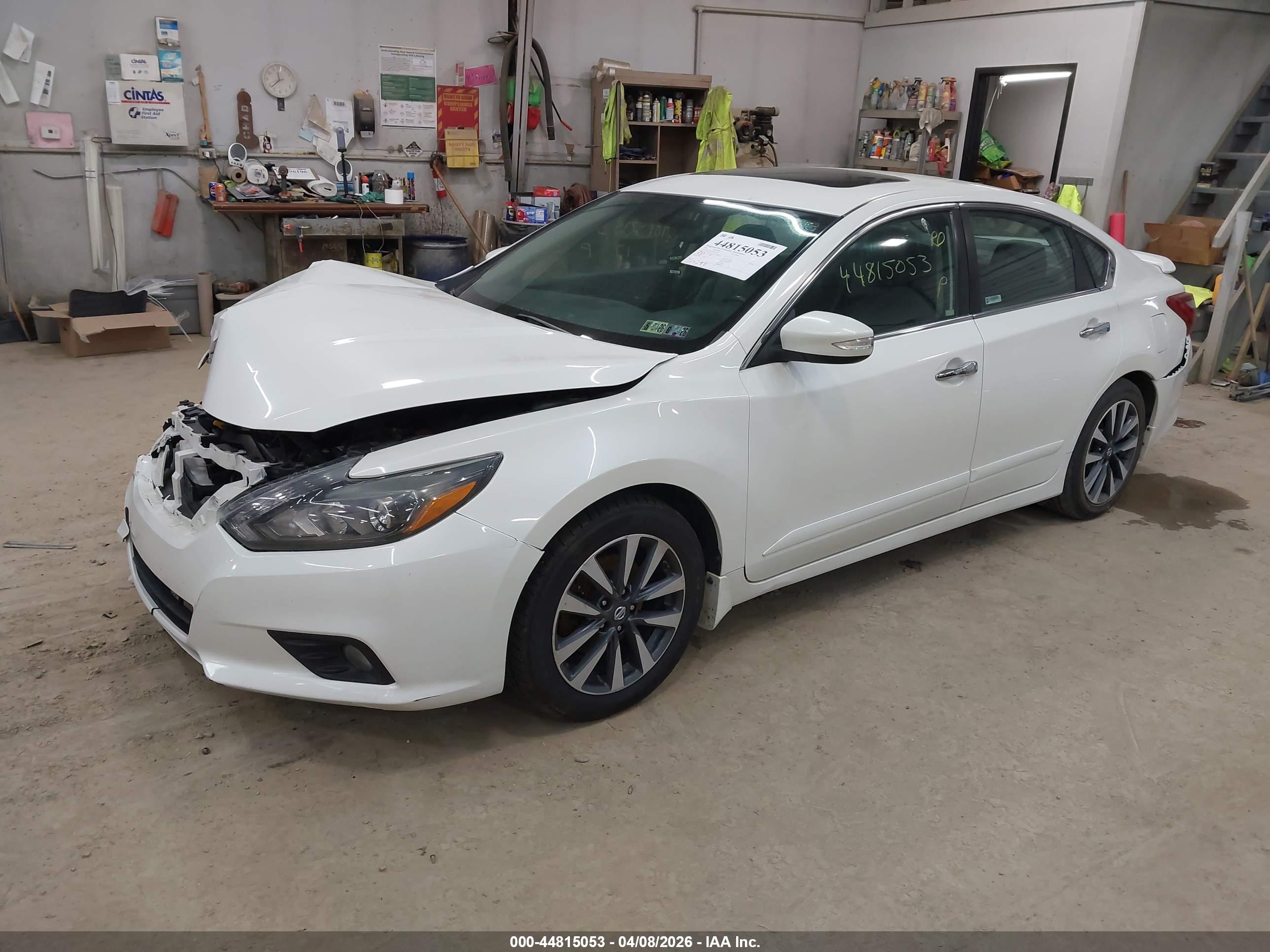NISSAN ALTIMA image 2