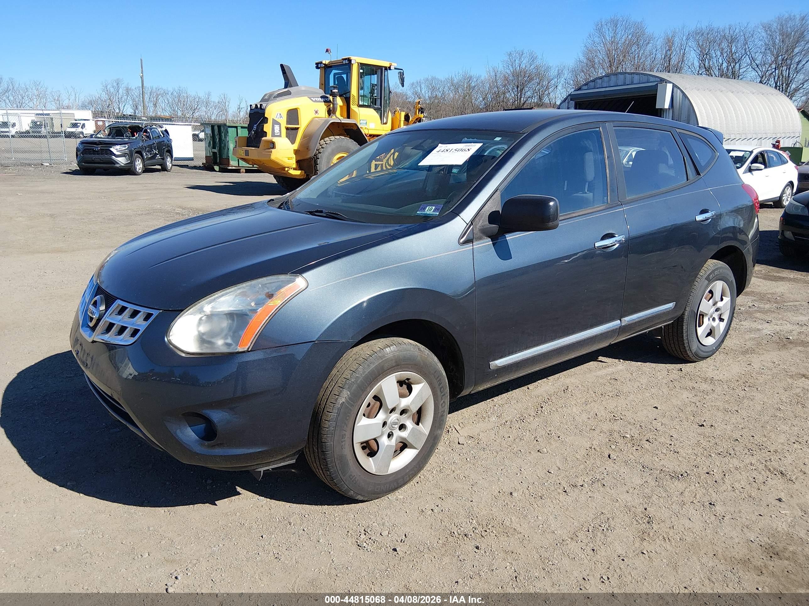 NISSAN ROGUE image 2