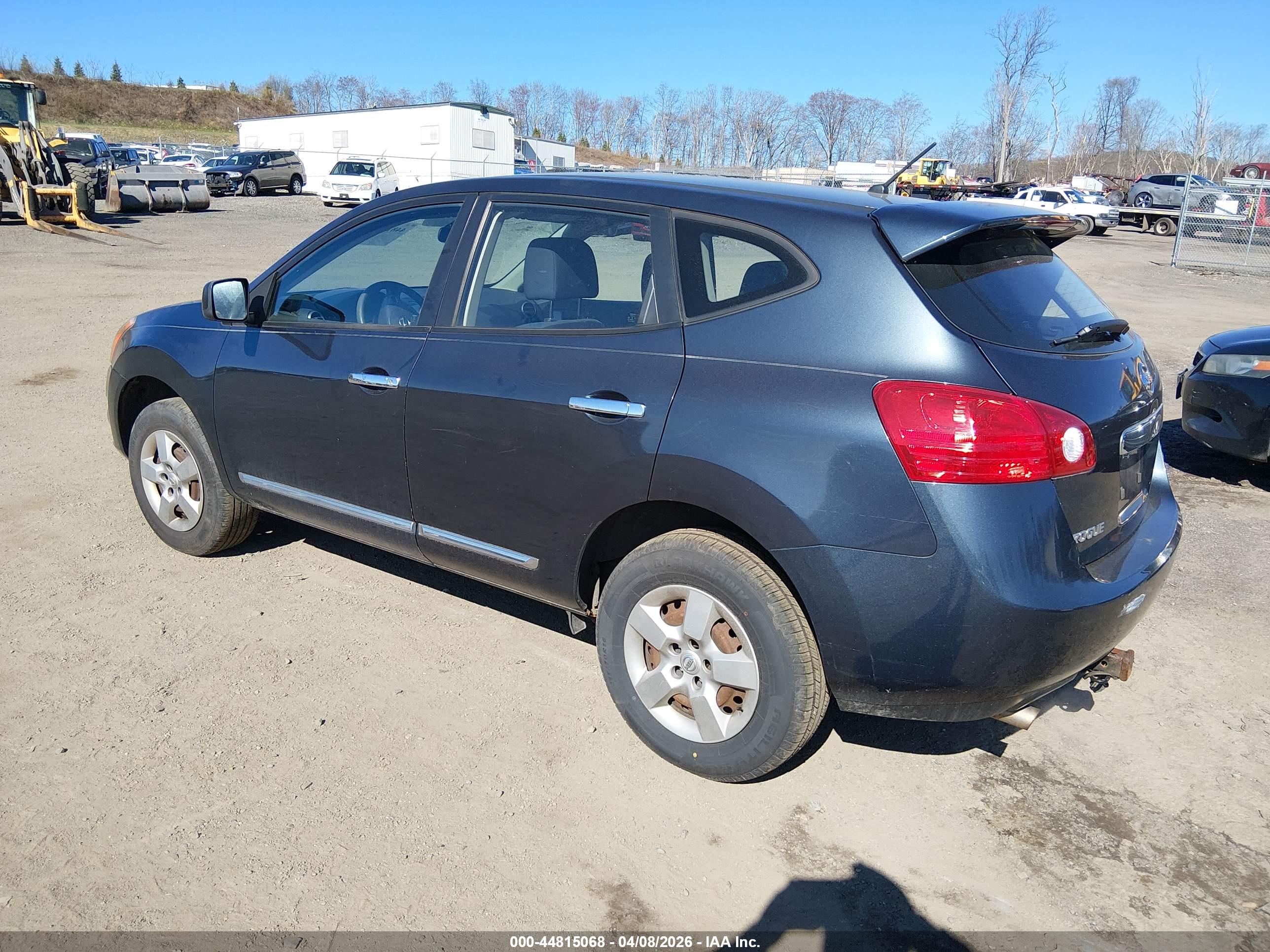 NISSAN ROGUE image 3