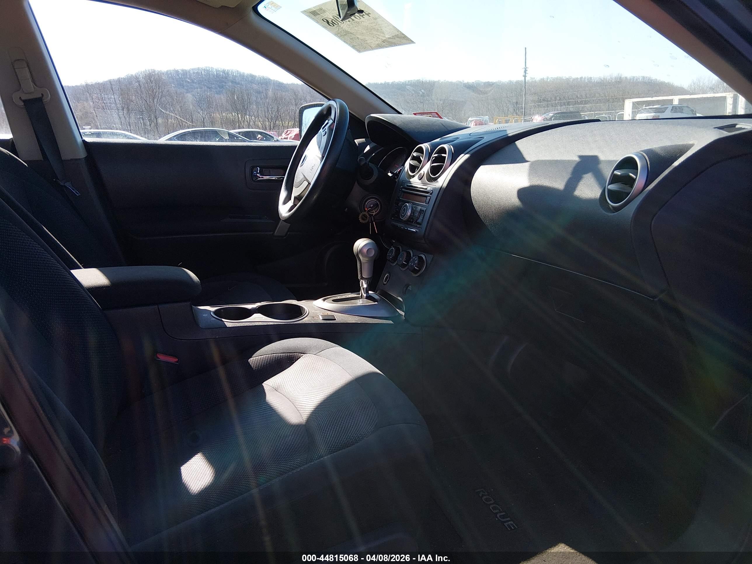 NISSAN ROGUE image 5