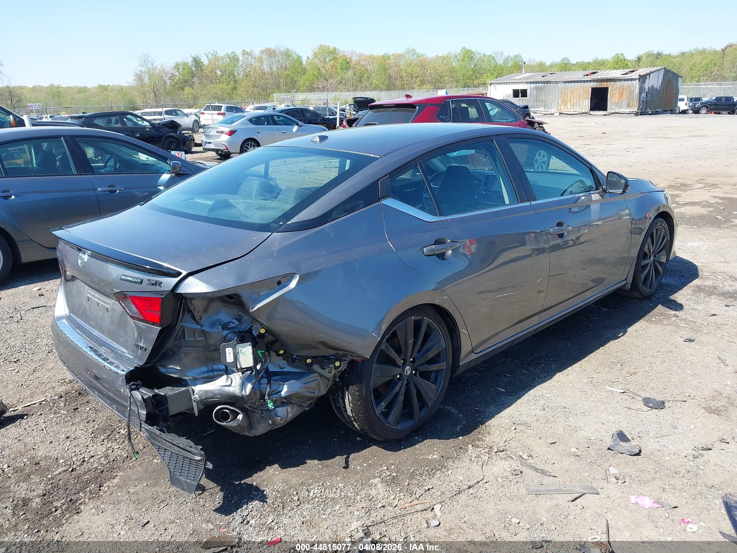 NISSAN ALTIMA image 4