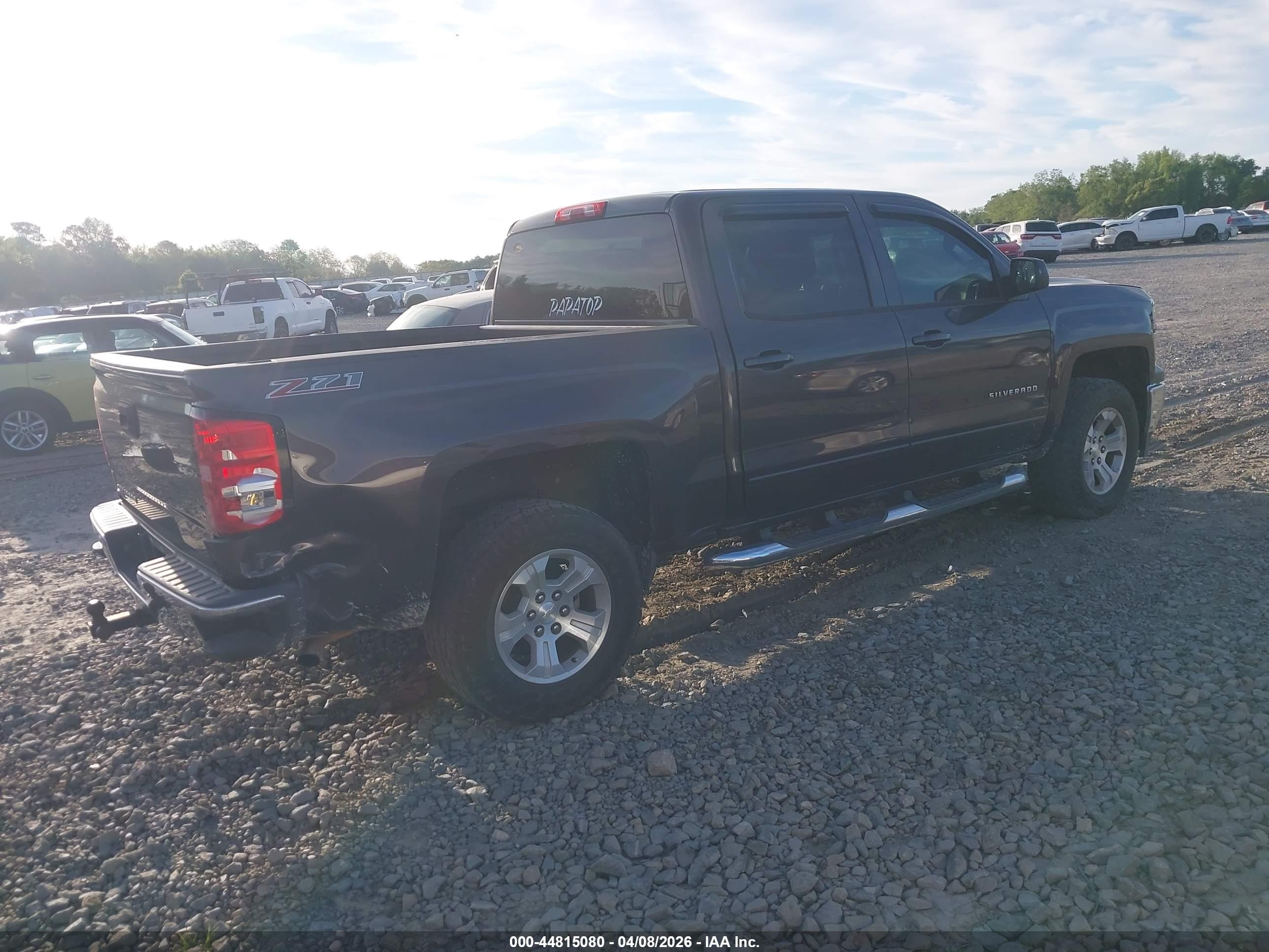 CHEVROLET SILVERADO image 4