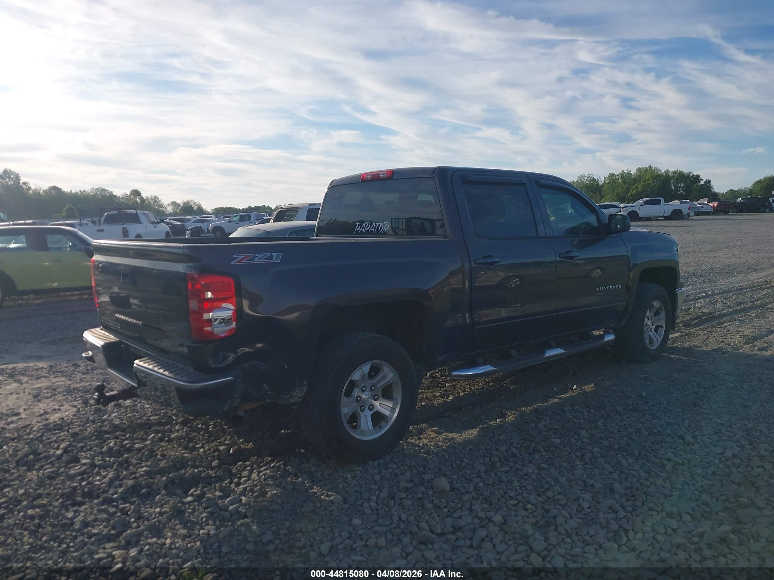 CHEVROLET SILVERADO image 6