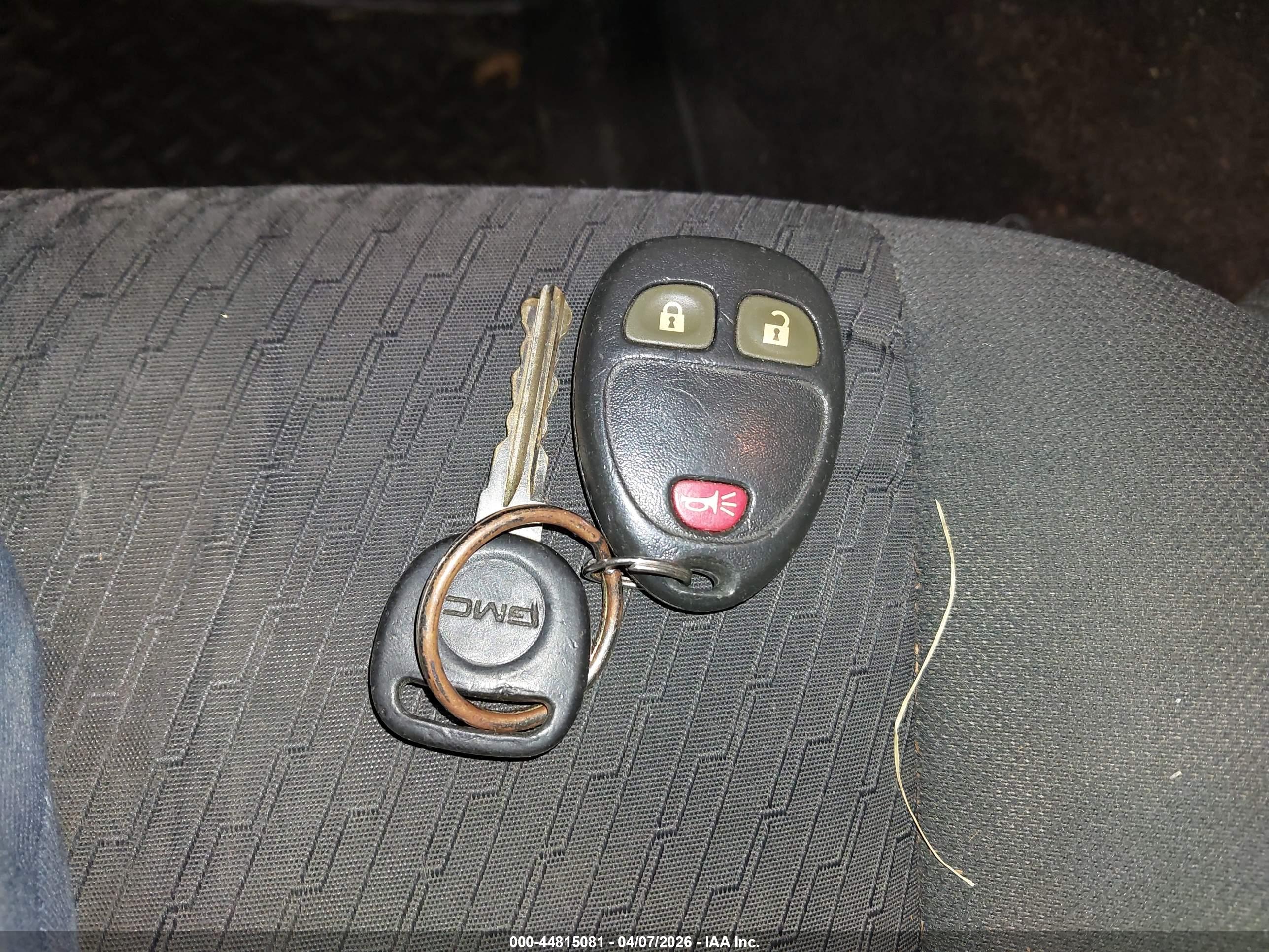 GMC SIERRA image 11