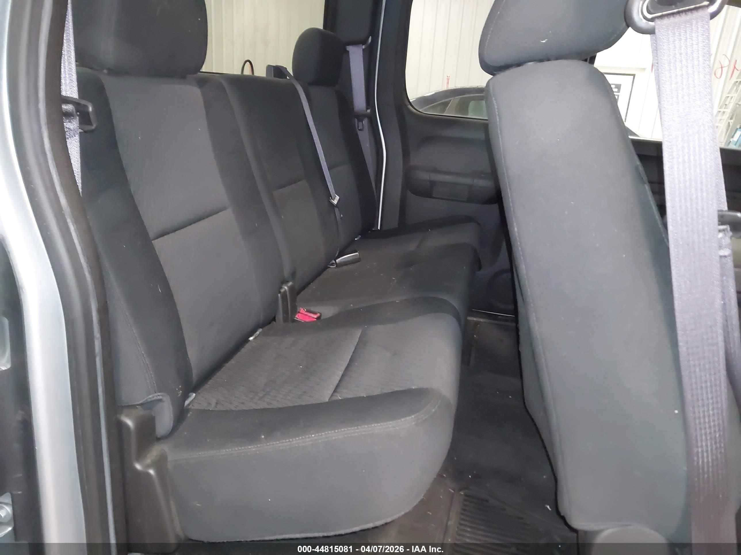 GMC SIERRA image 8