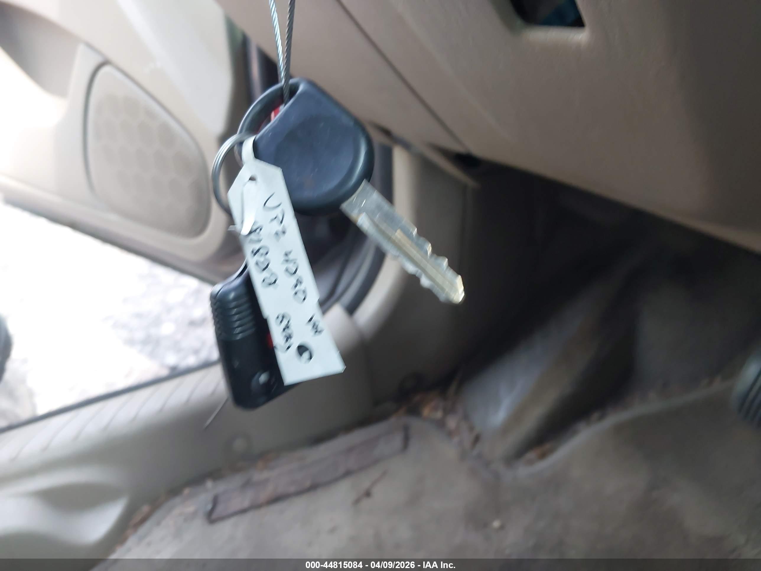 FORD ESCAPE image 11