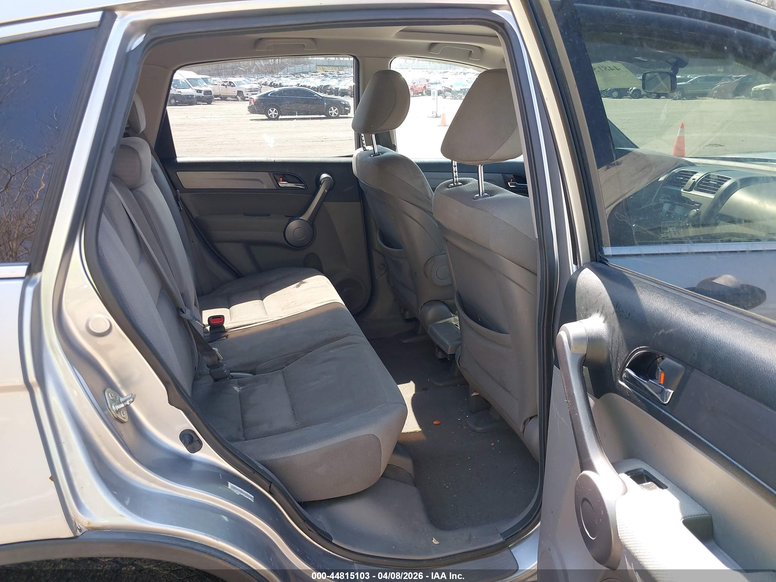 HONDA CR-V image 8
