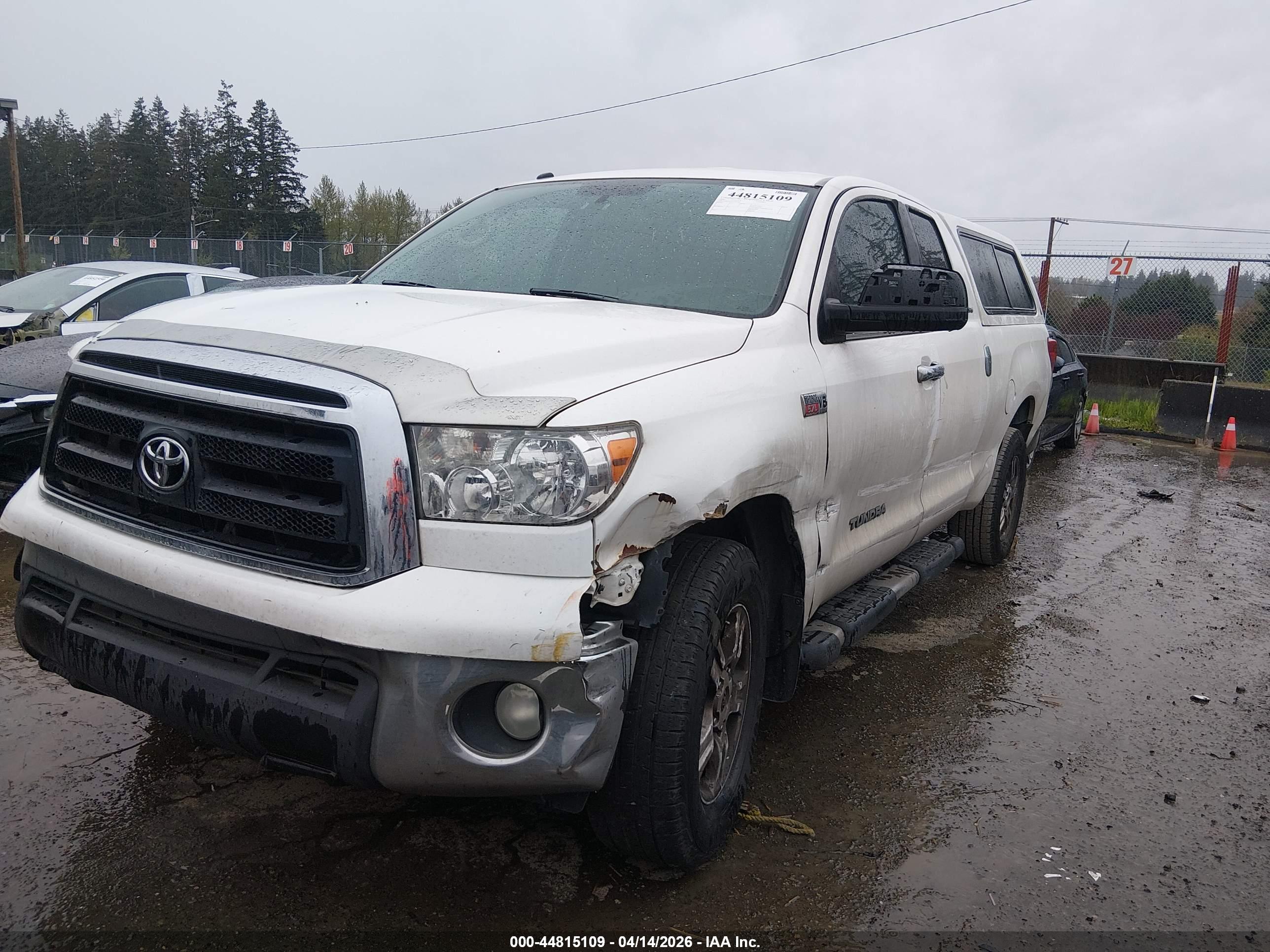 TOYOTA TUNDRA image 2