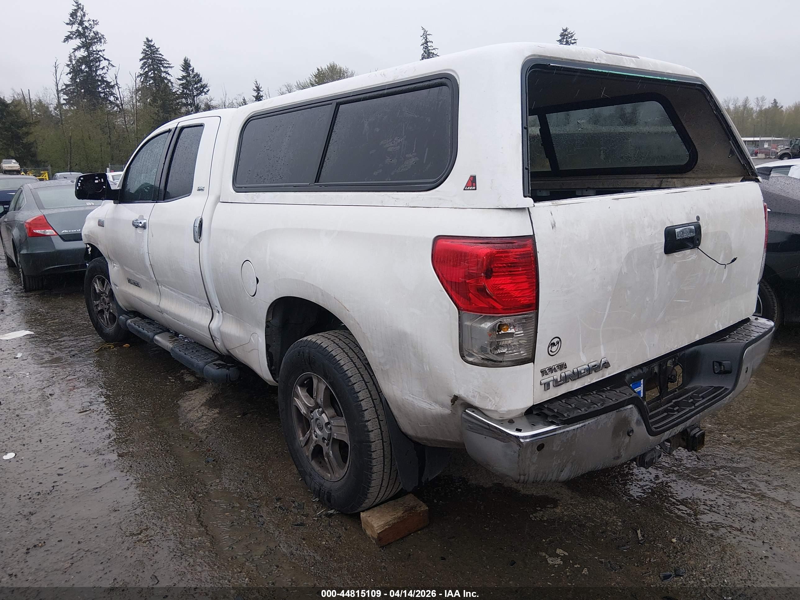 TOYOTA TUNDRA image 3