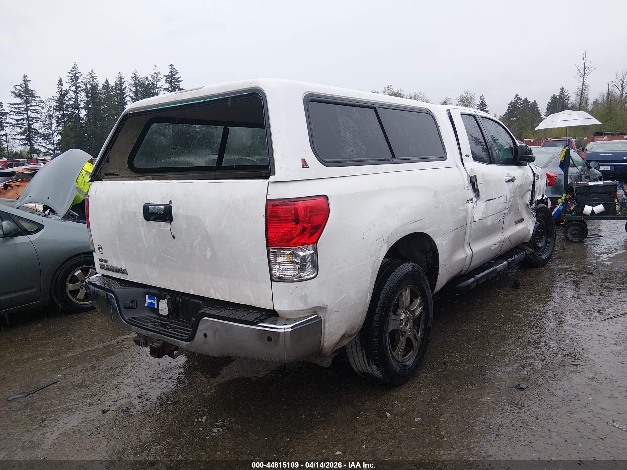 TOYOTA TUNDRA image 4