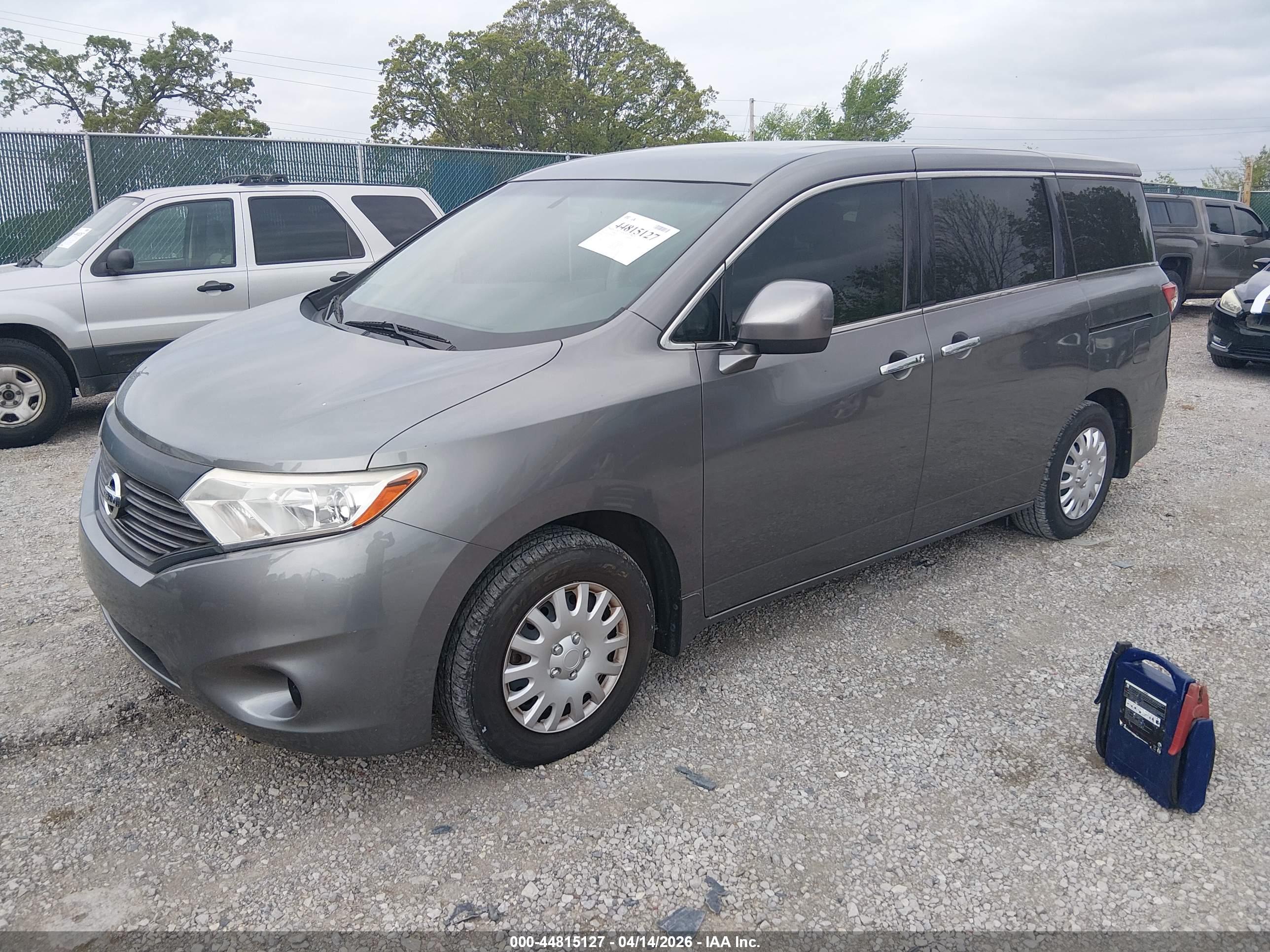 NISSAN QUEST image 2