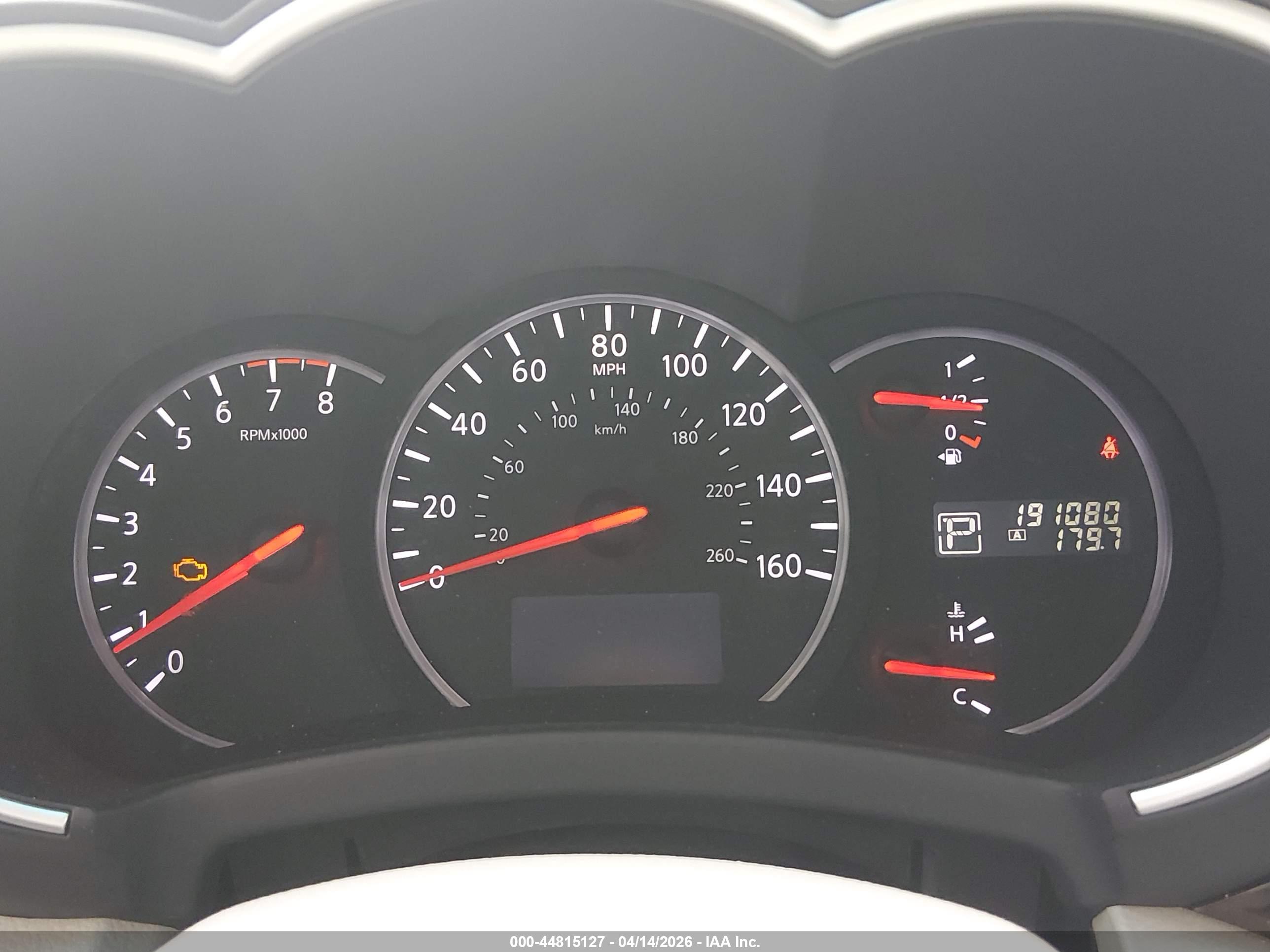 NISSAN QUEST image 7
