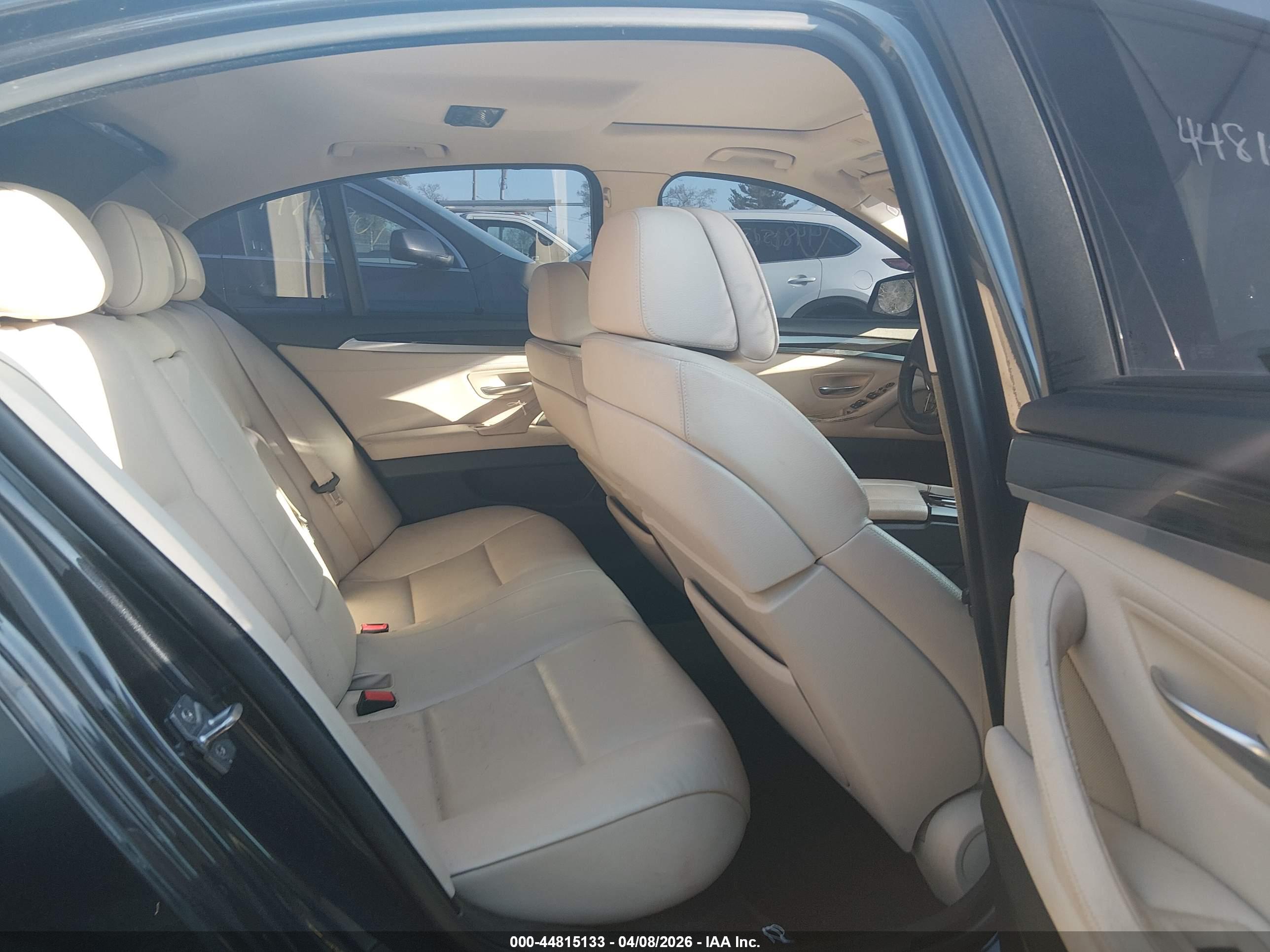 BMW 535I image 8