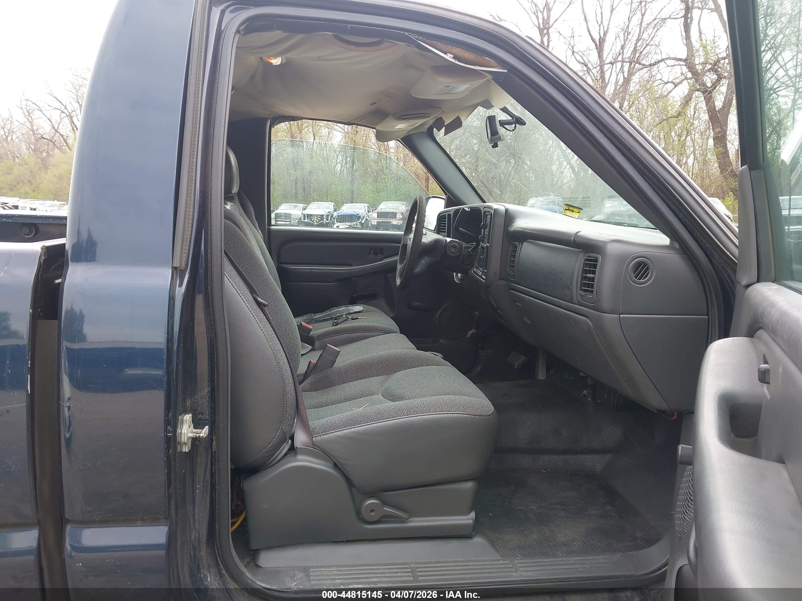 GMC SIERRA image 5
