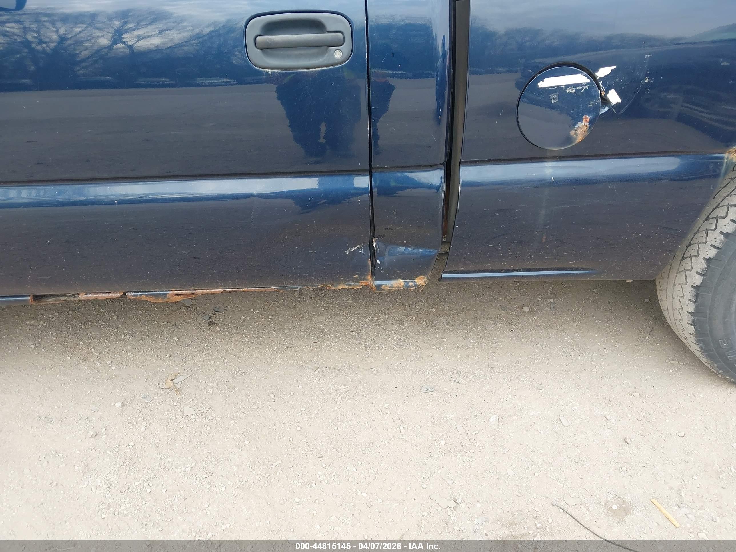 GMC SIERRA image 6