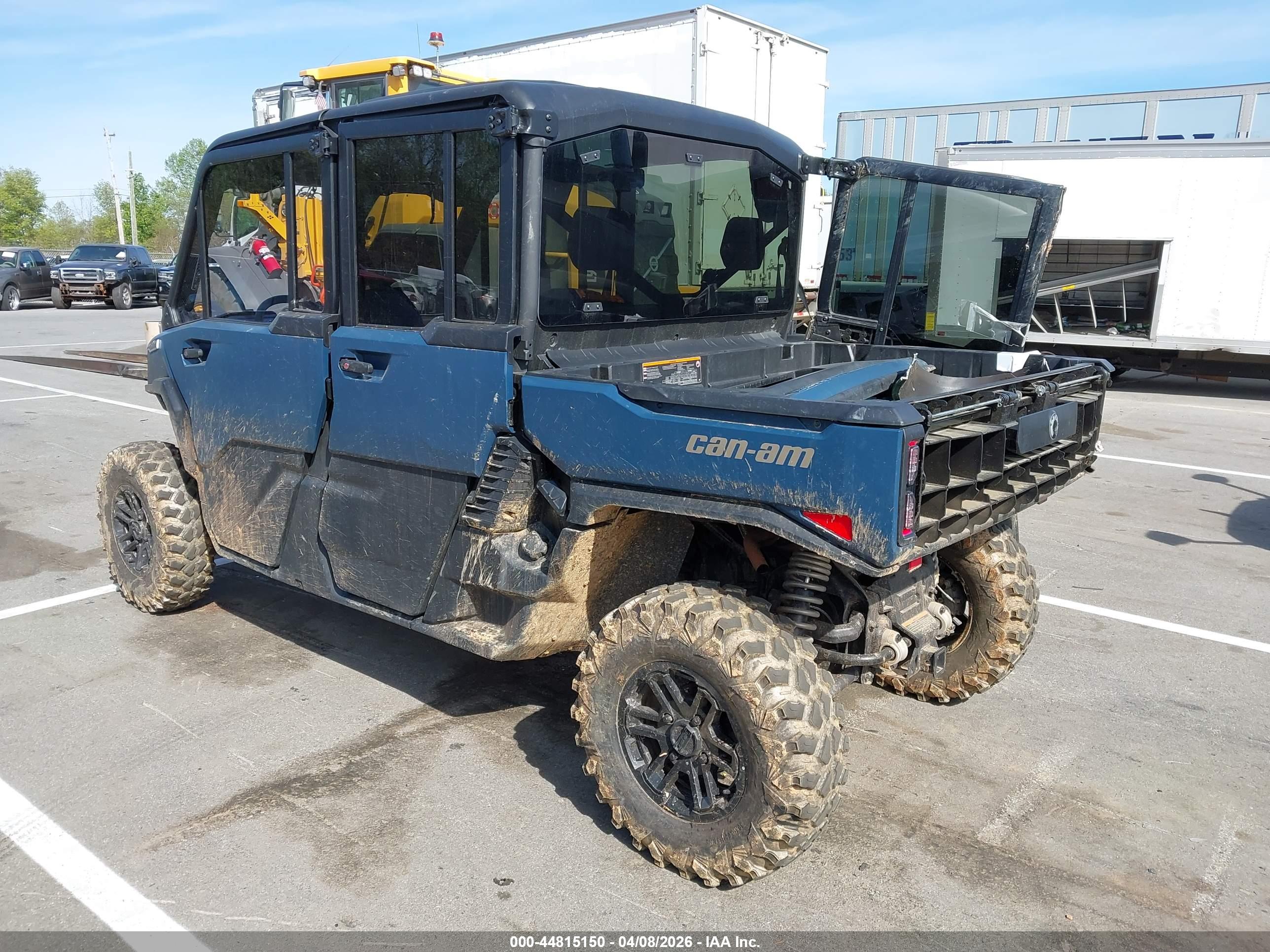 CAN-AM DEFENDER image 3