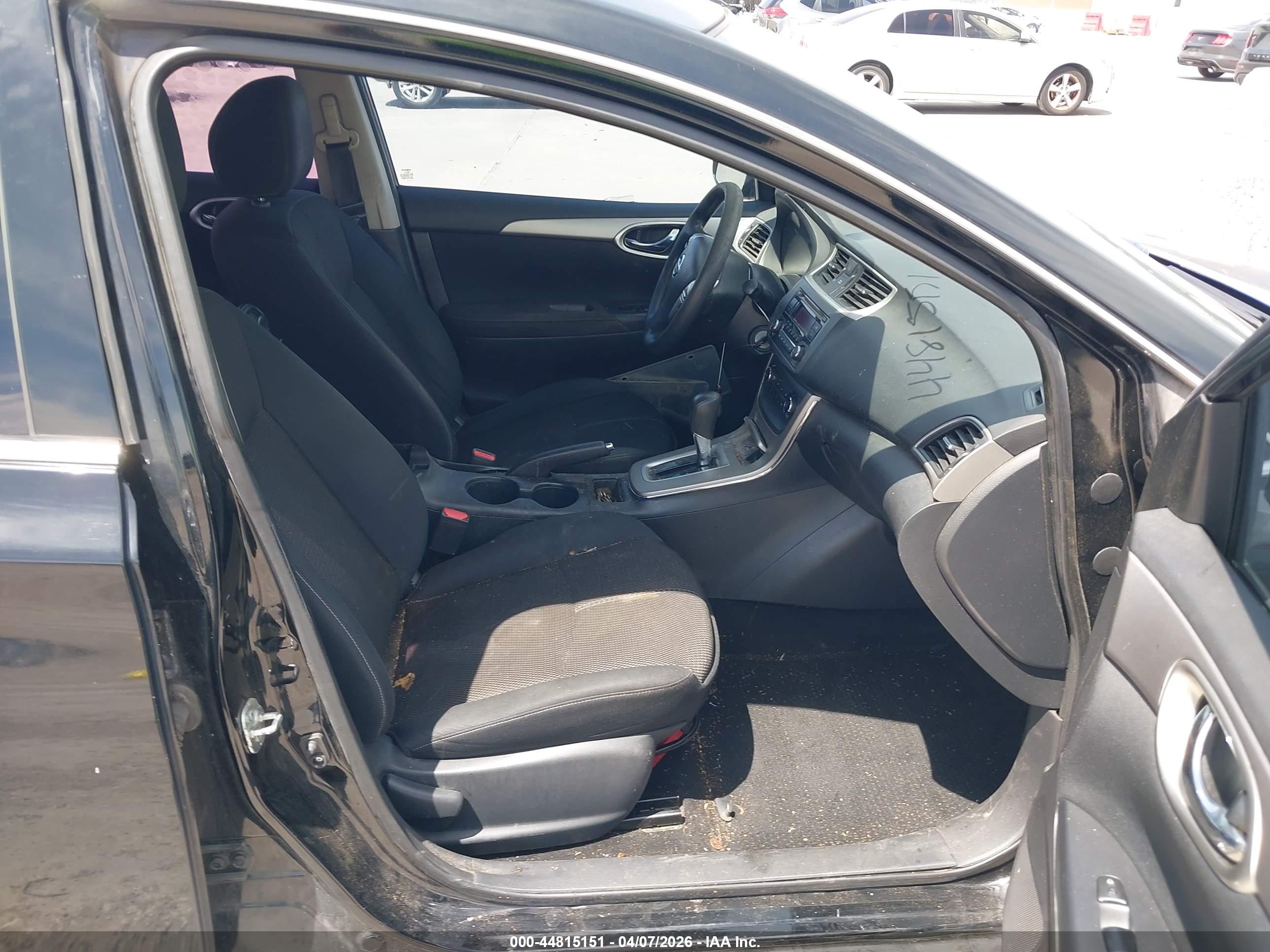 NISSAN SENTRA image 5