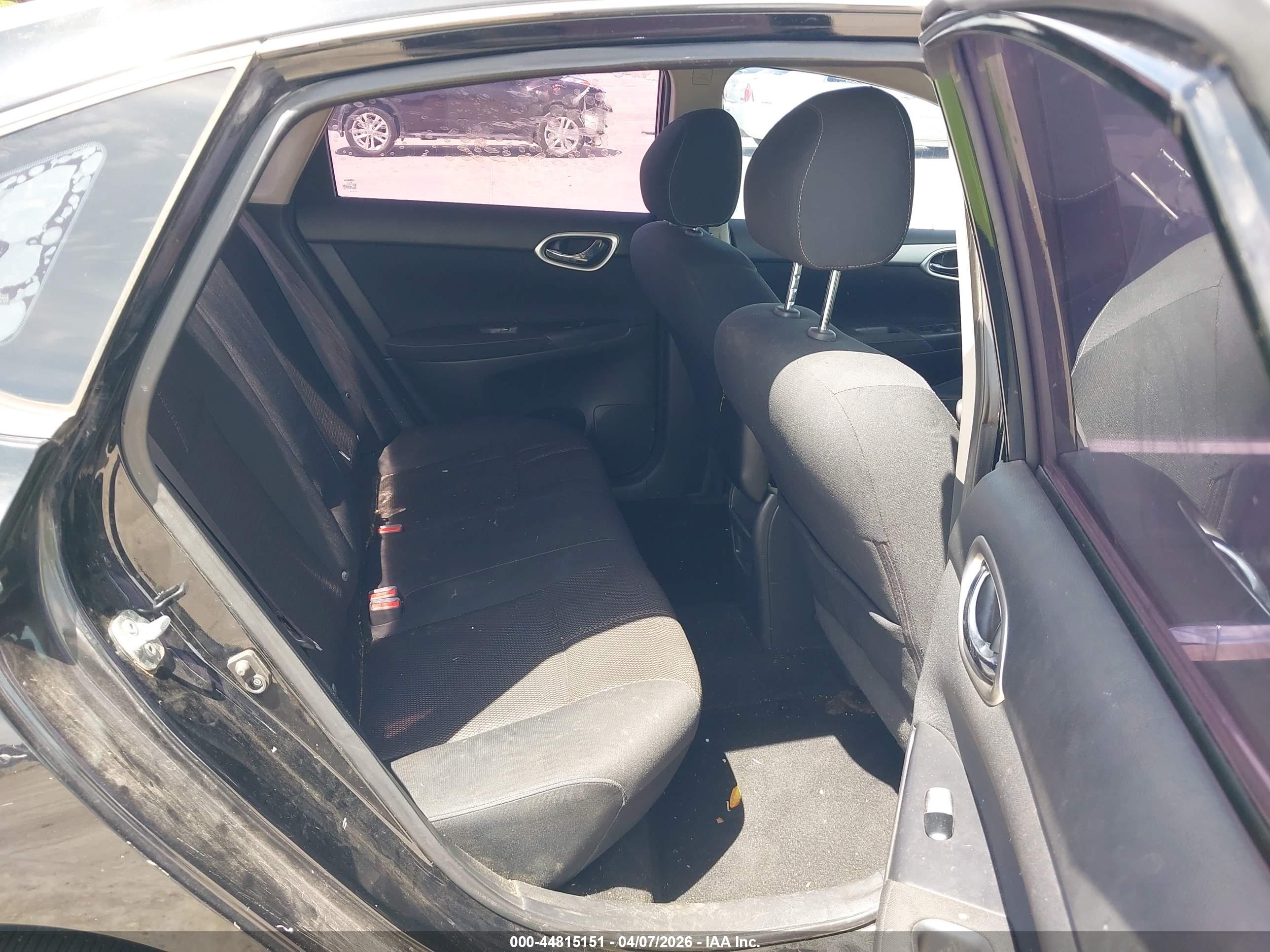 NISSAN SENTRA image 8