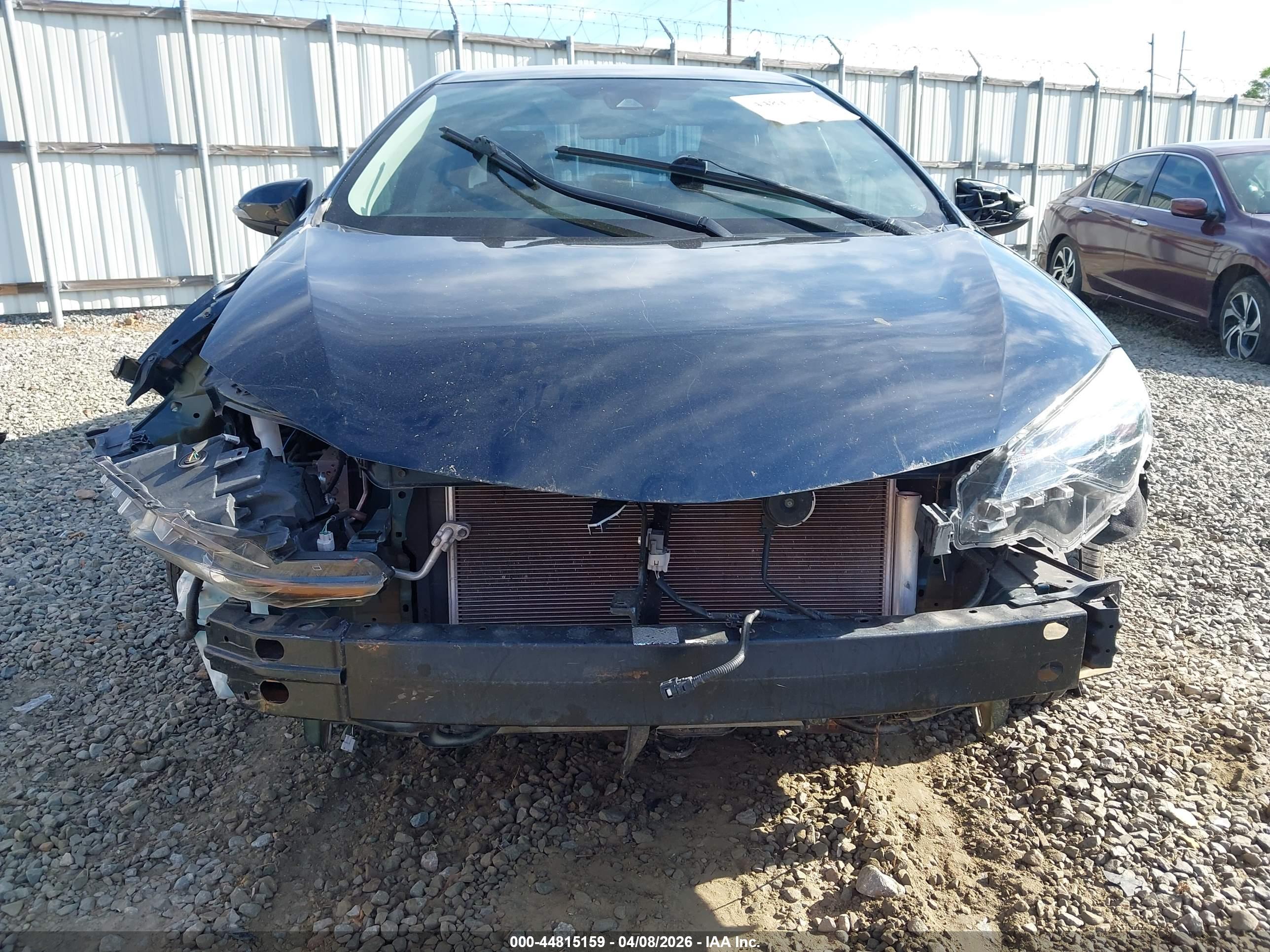 TOYOTA COROLLA image 6