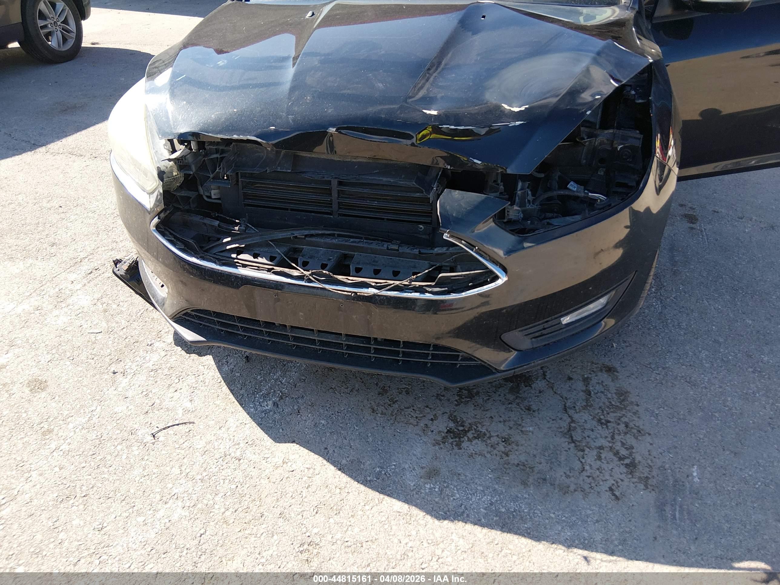FORD FOCUS image 6