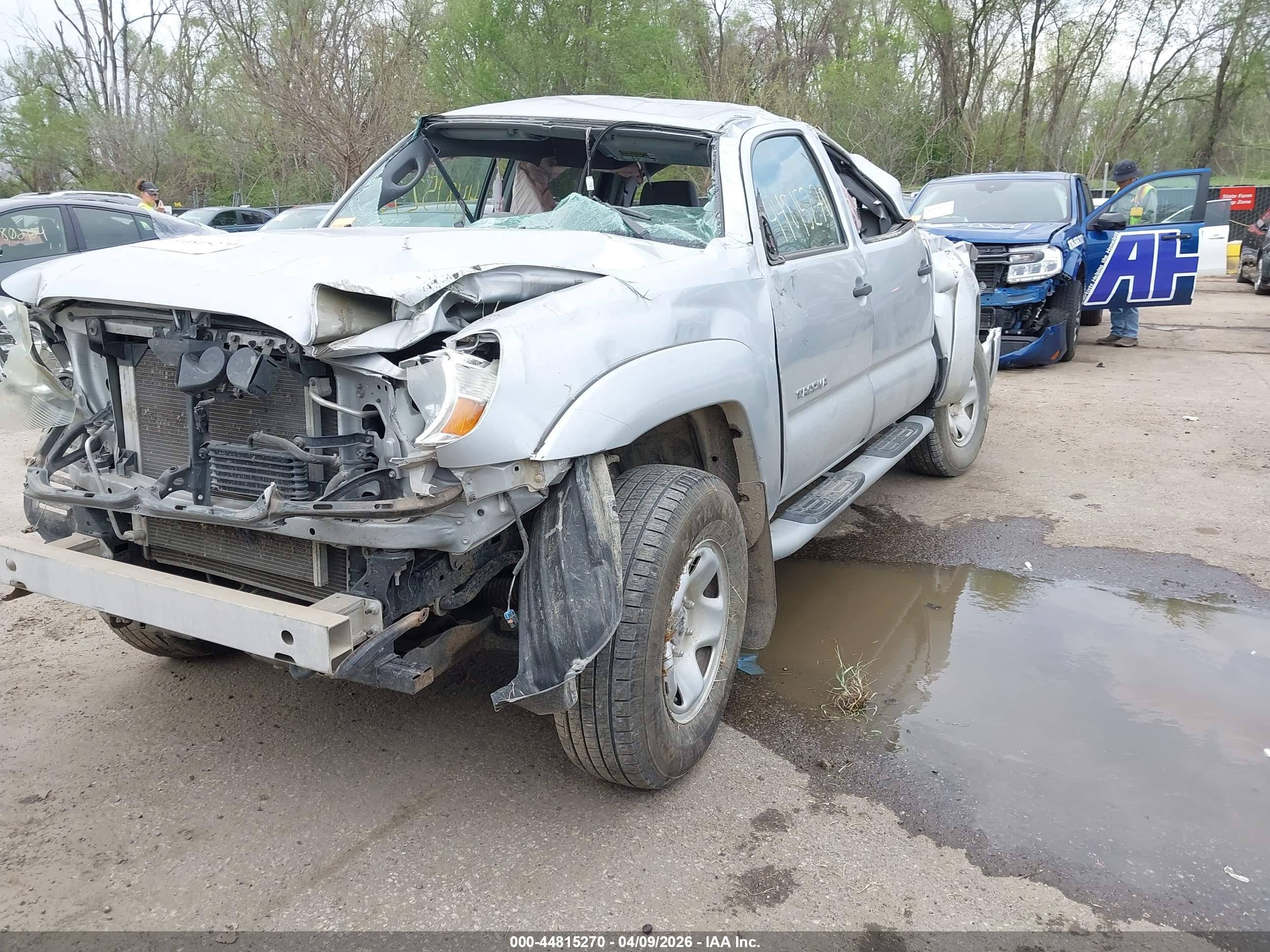 TOYOTA TACOMA image 2