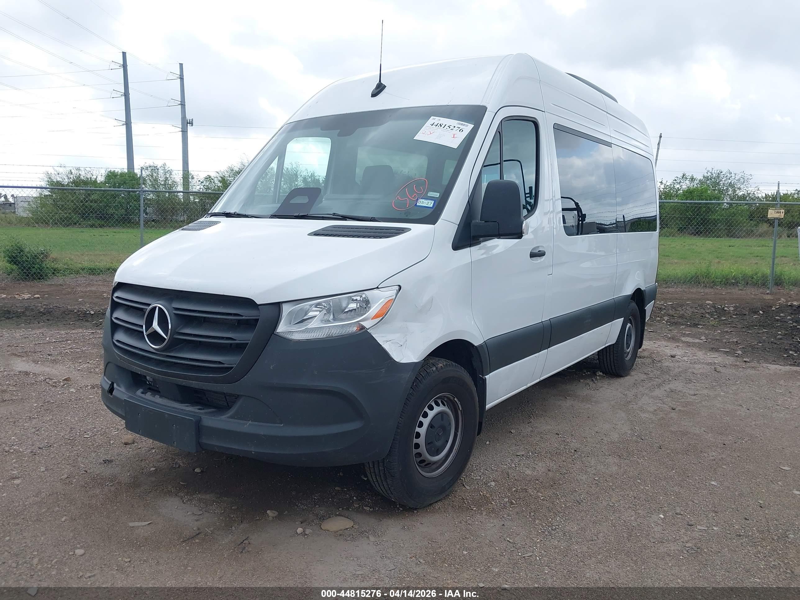 MERCEDES-BENZ SPRINTER image 2