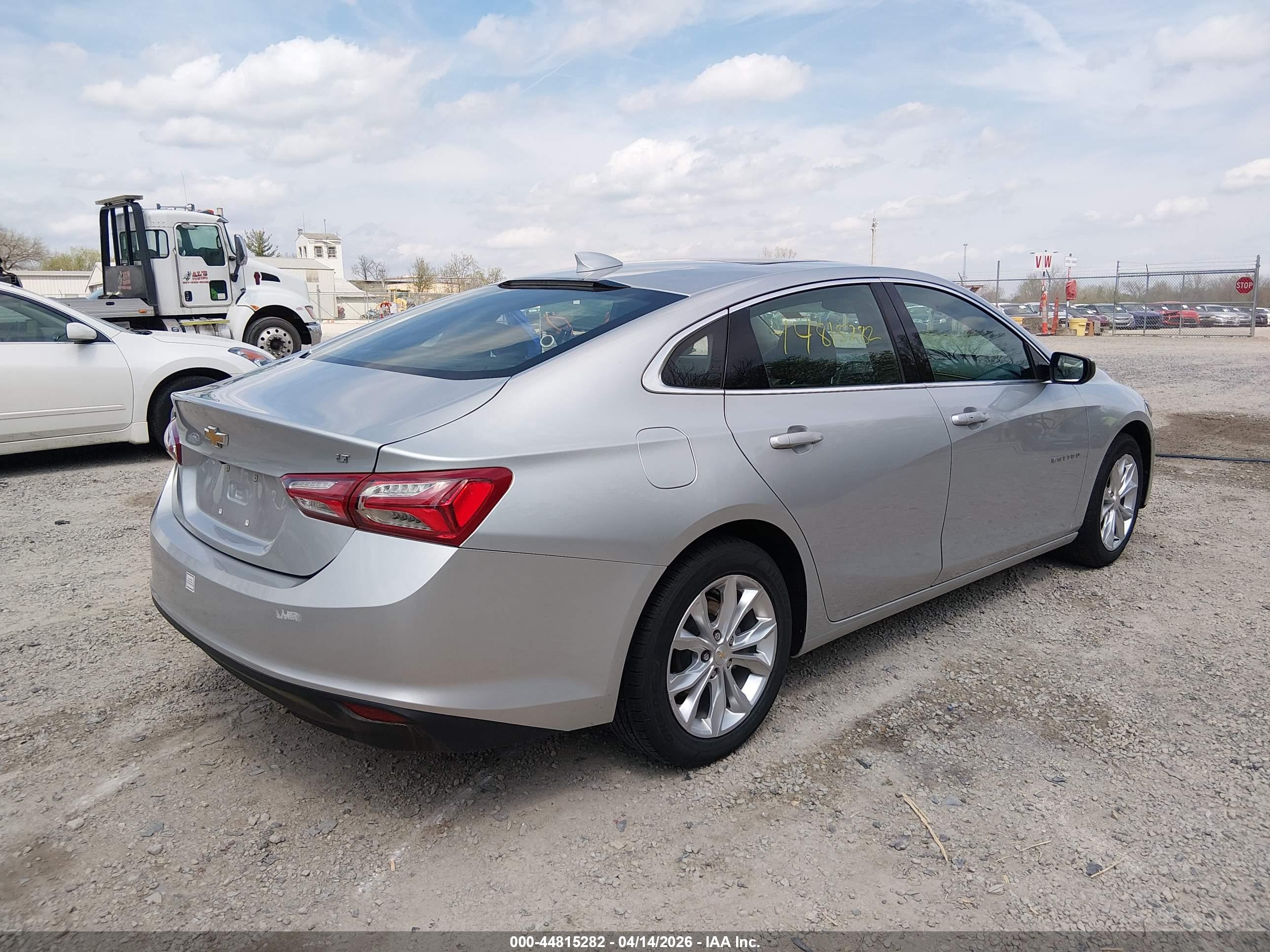 CHEVROLET MALIBU image 4