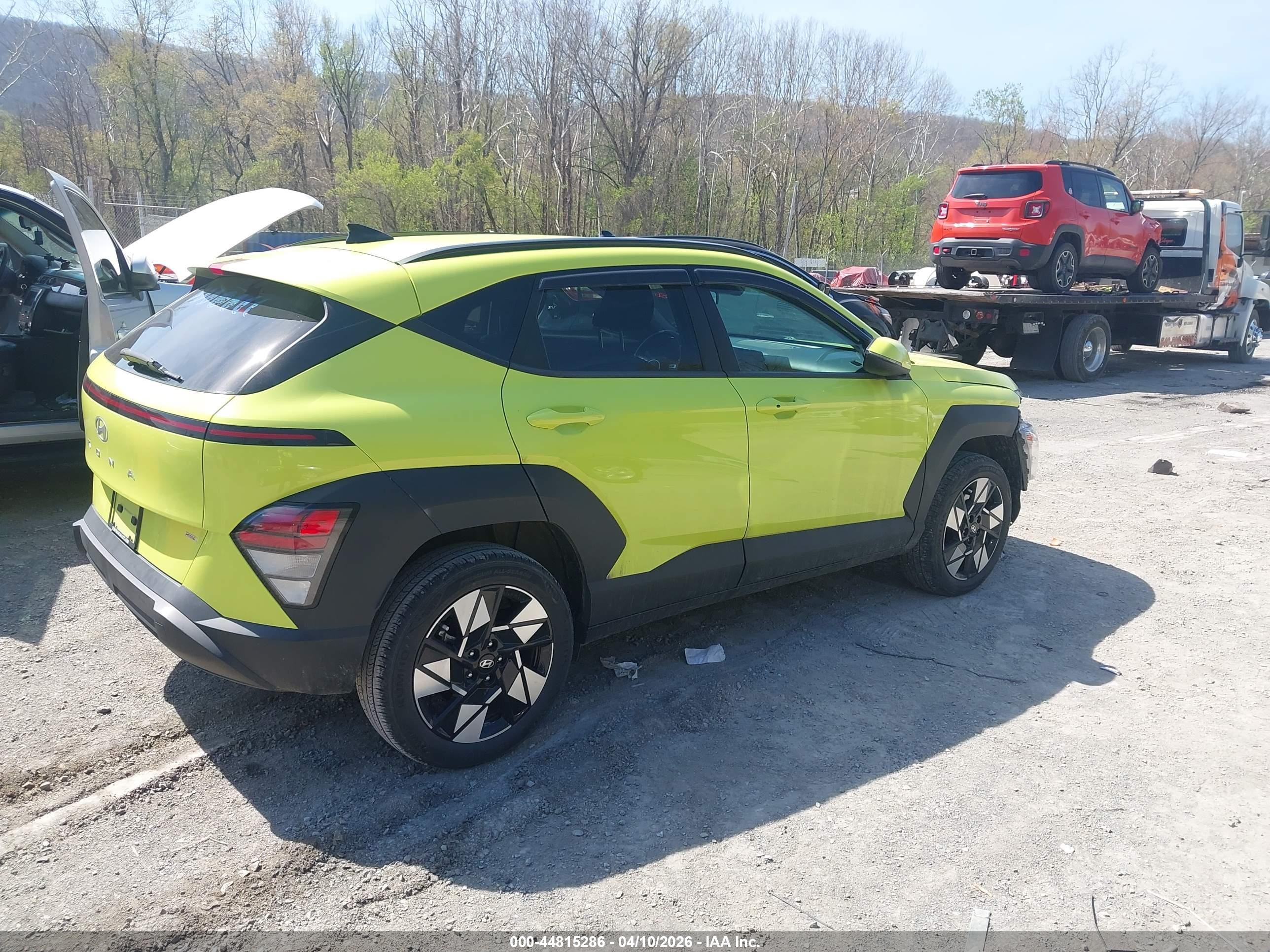 HYUNDAI KONA image 4