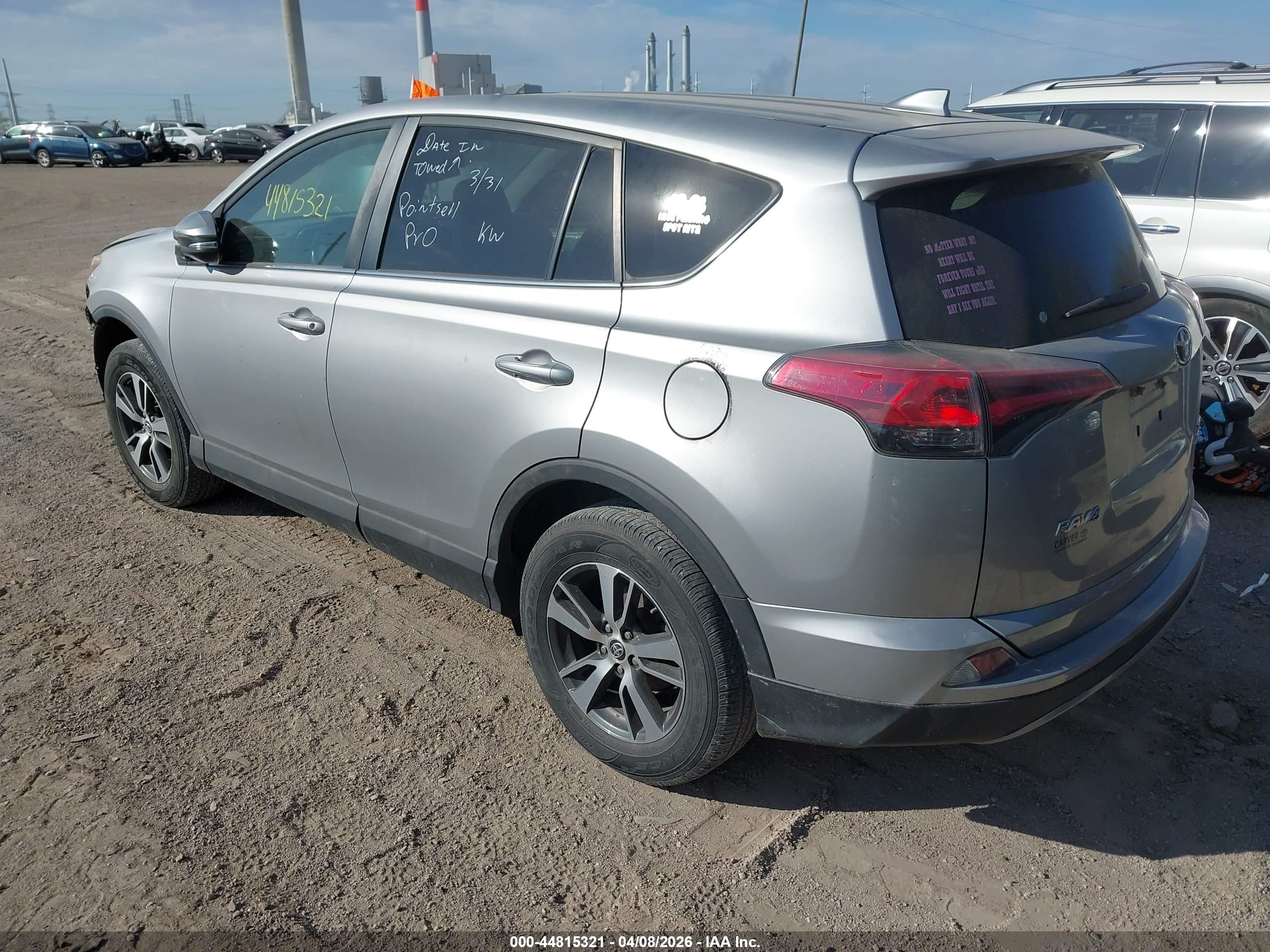 TOYOTA RAV4 image 3