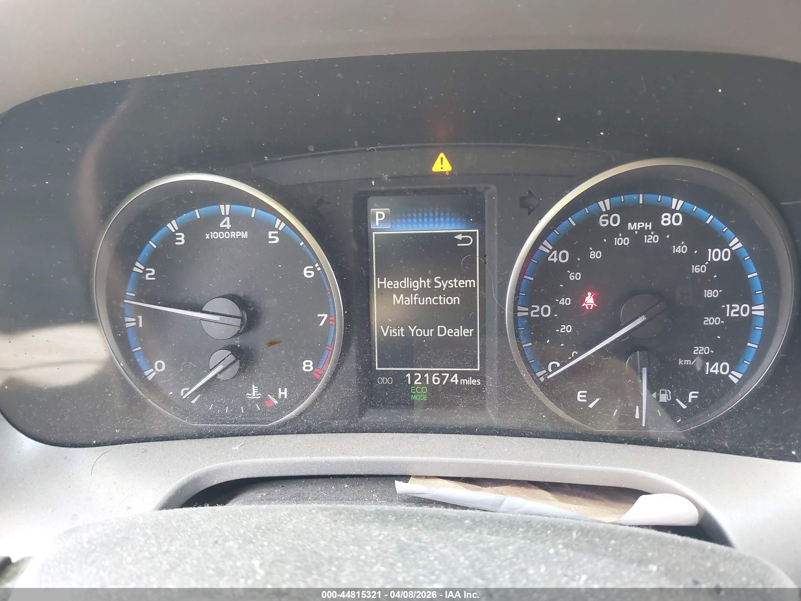 TOYOTA RAV4 image 7