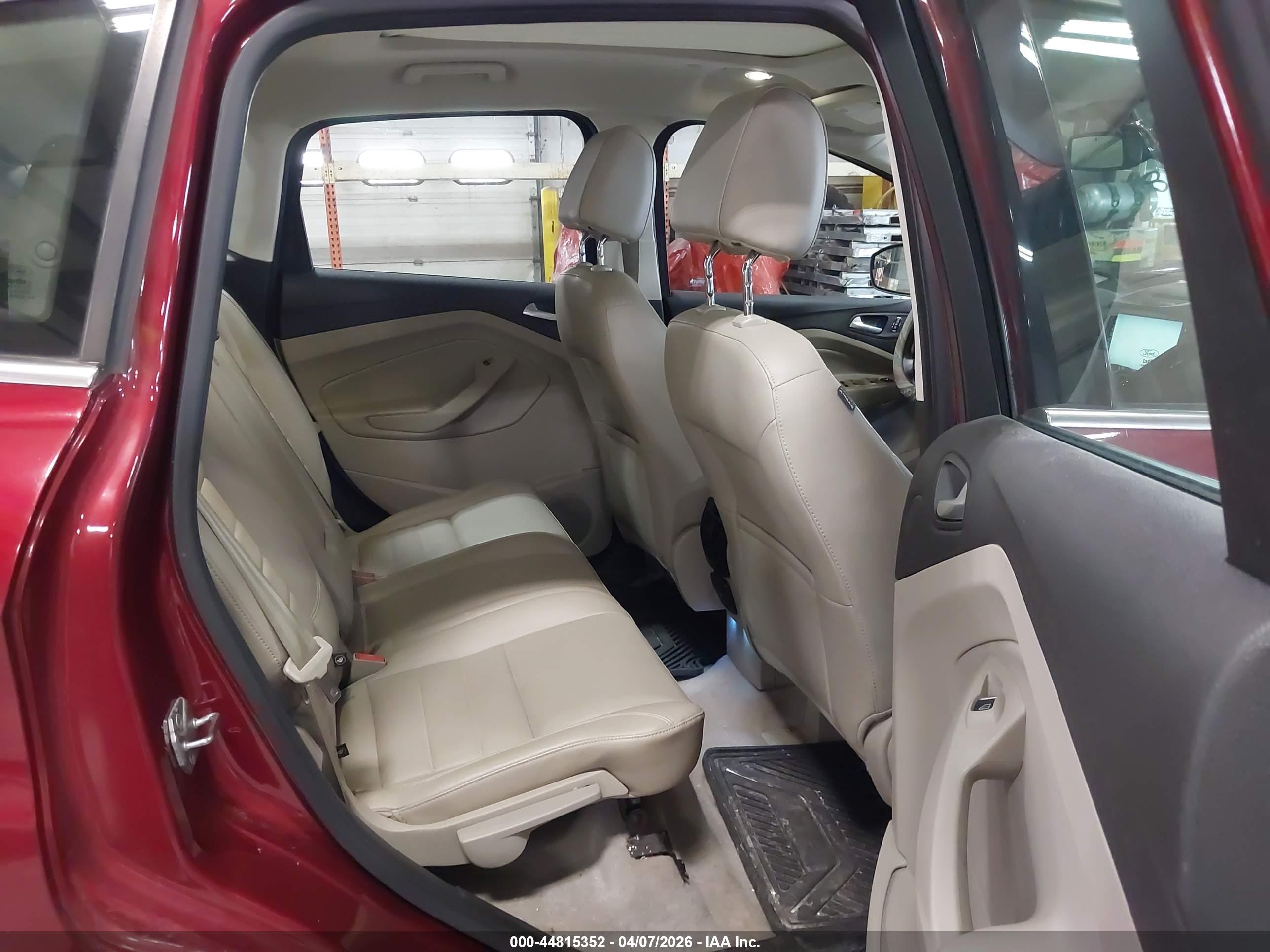 FORD C-MAX image 8