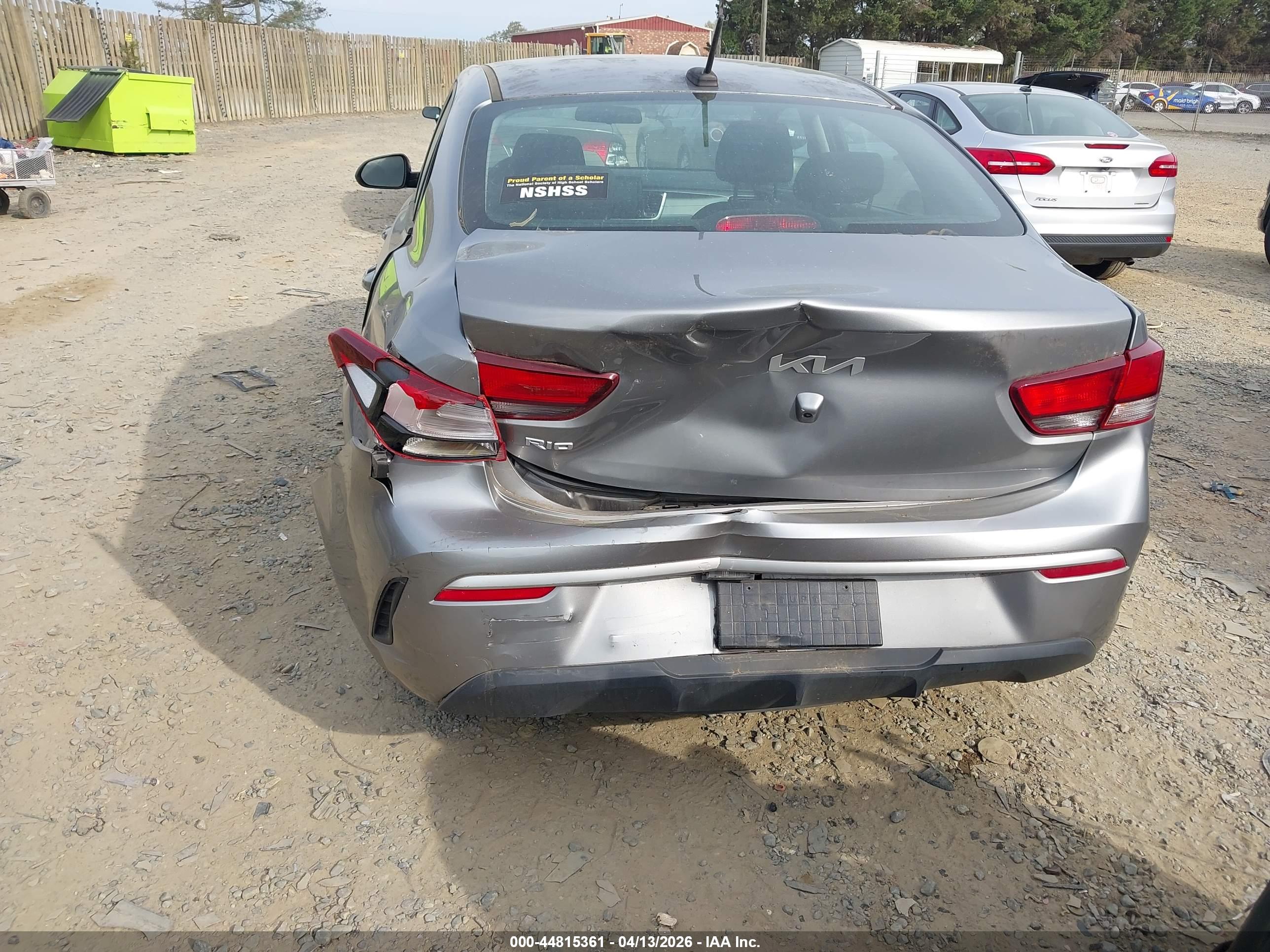 KIA RIO image 6