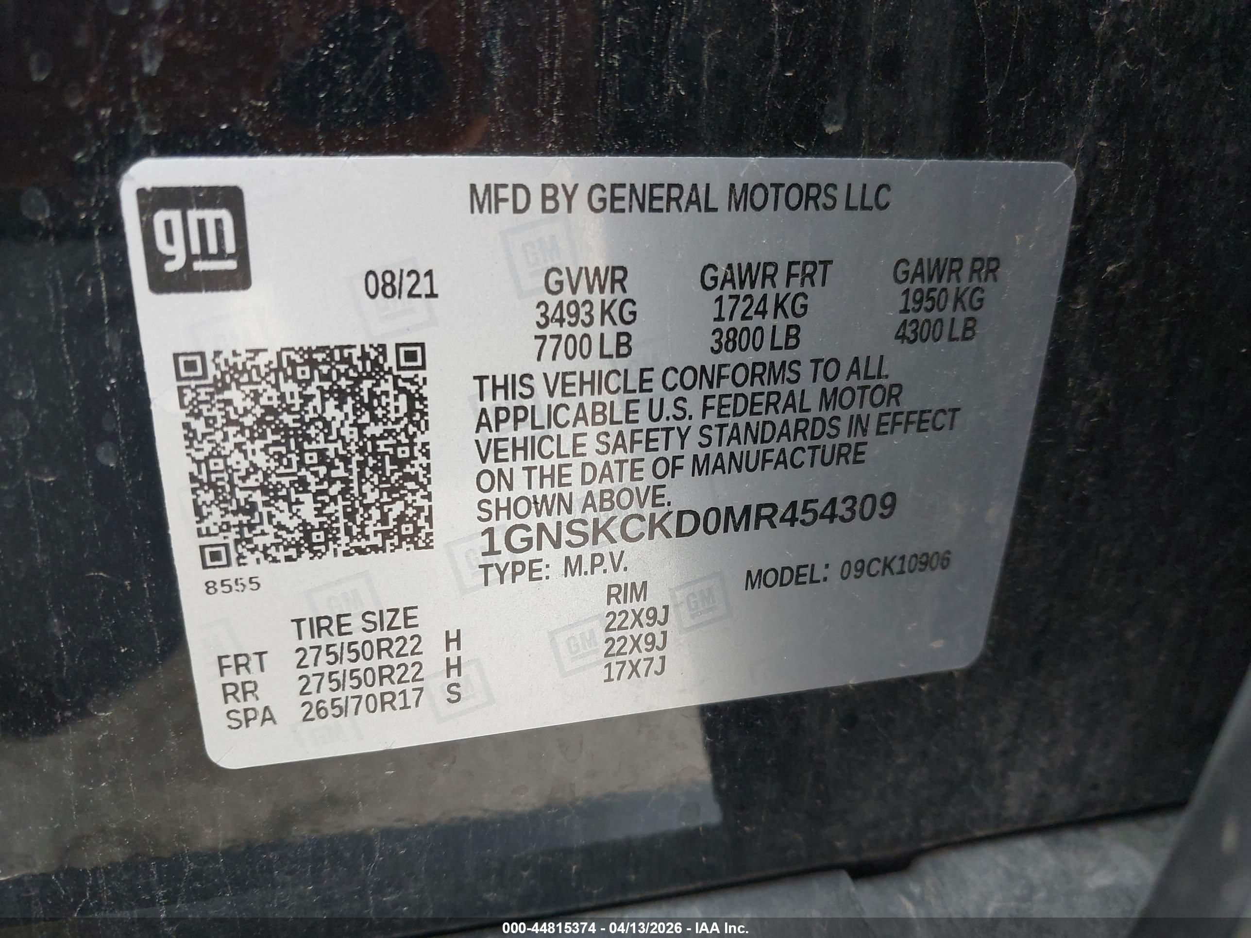 CHEVROLET SUBURBAN image 9