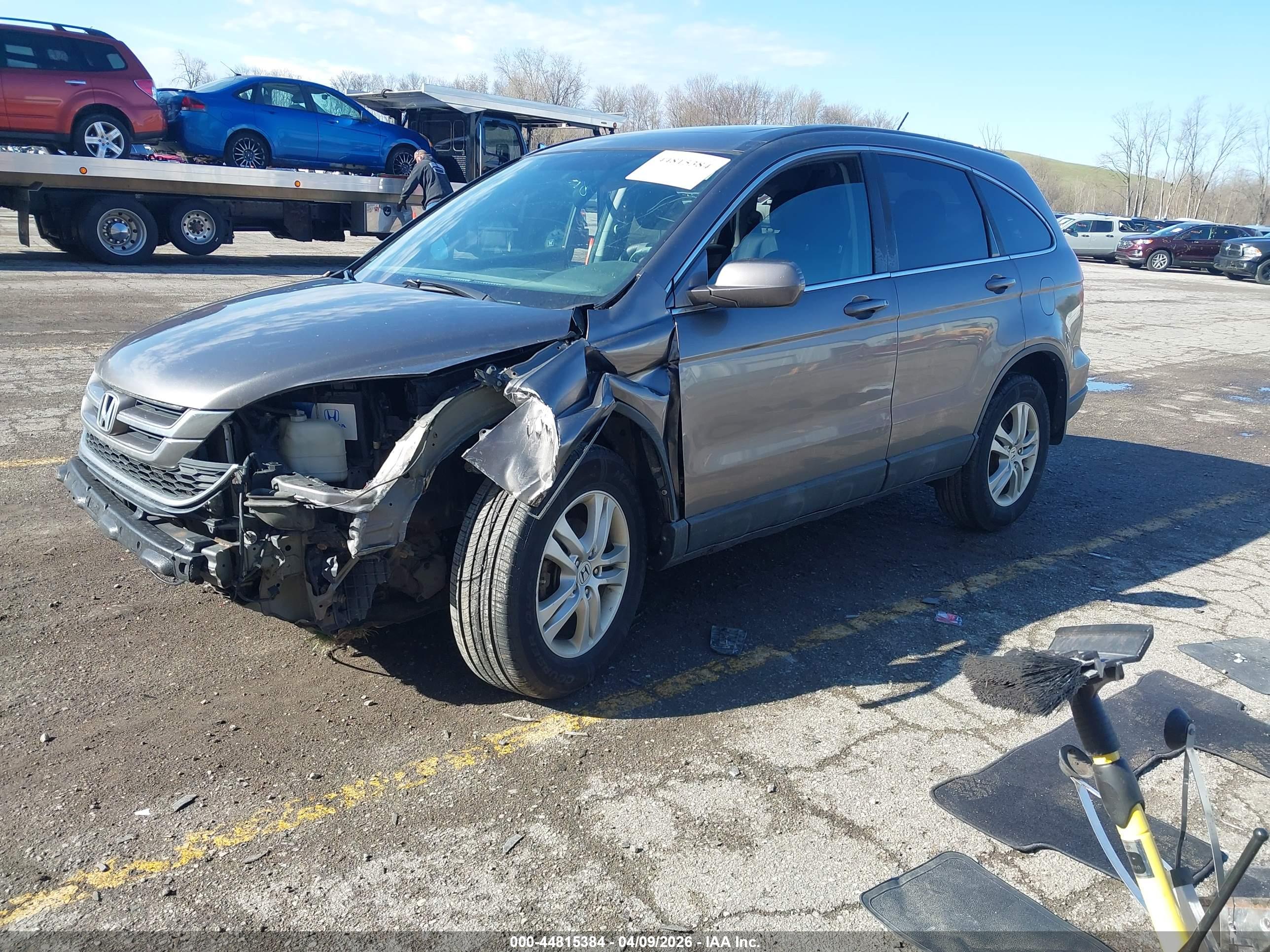 HONDA CR-V image 2