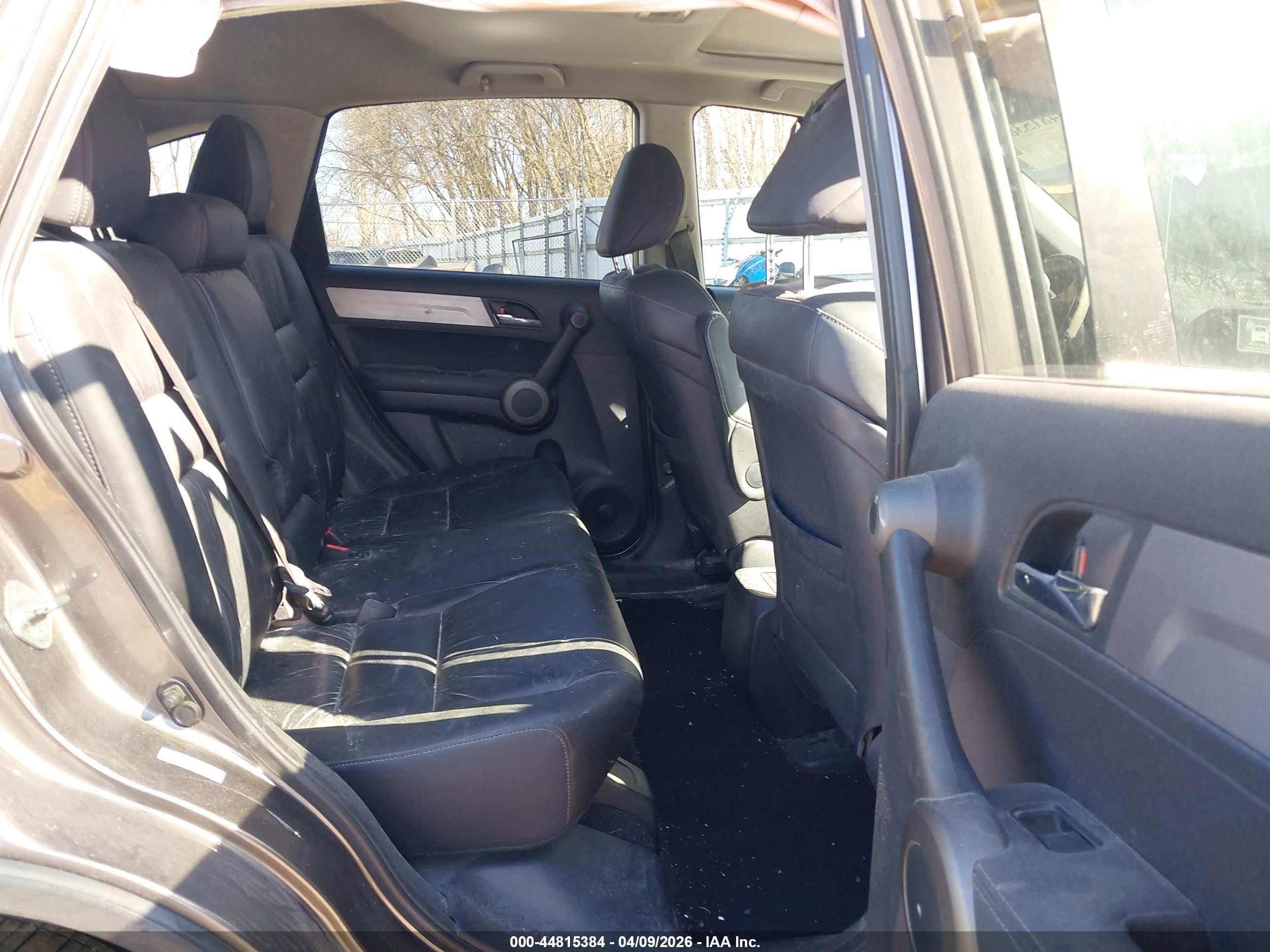 HONDA CR-V image 8